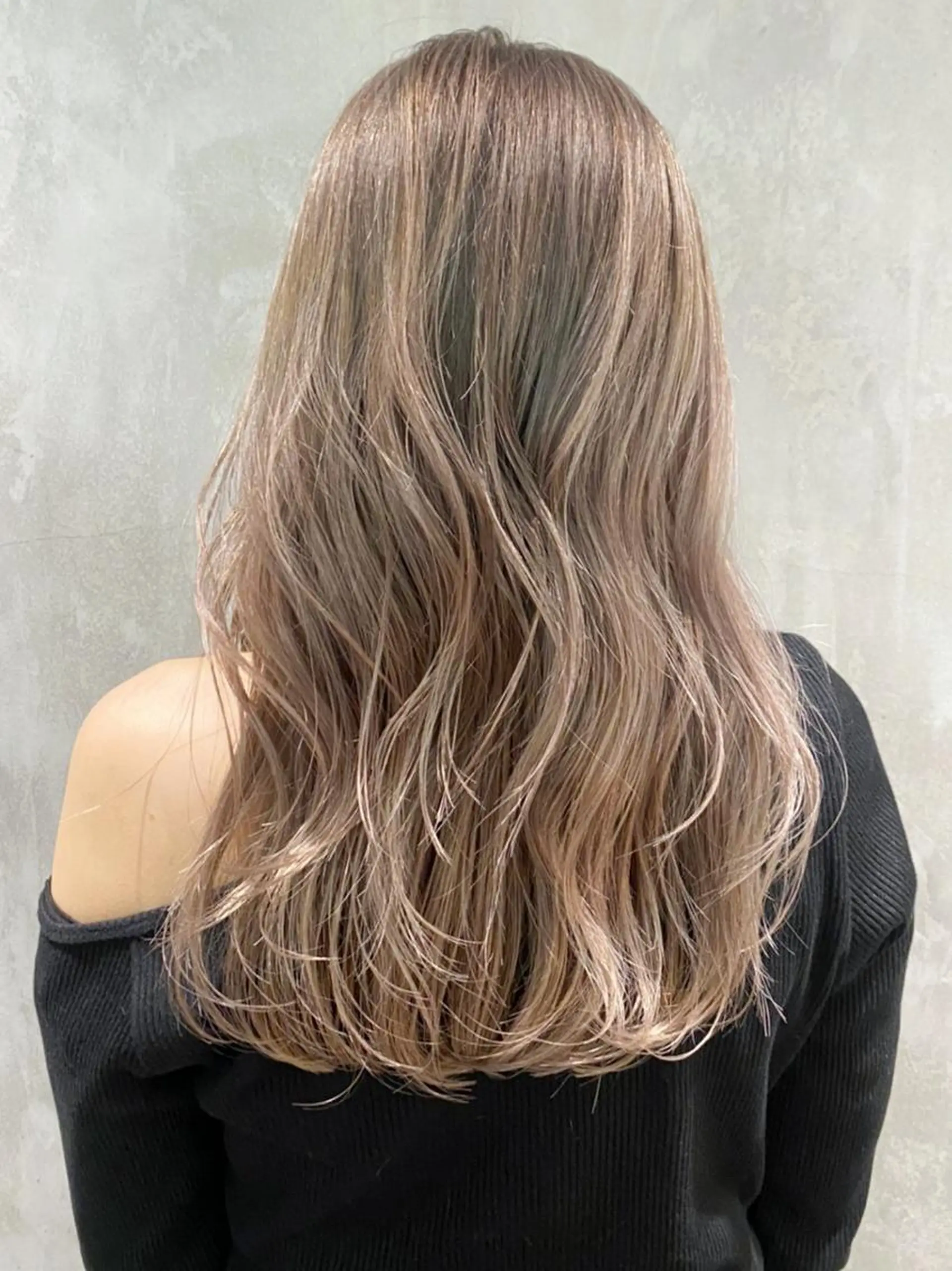 セミロング カラー パーマ ヘアアレンジ グレージュ ITbyALBUM 中野店のヘアスタイル