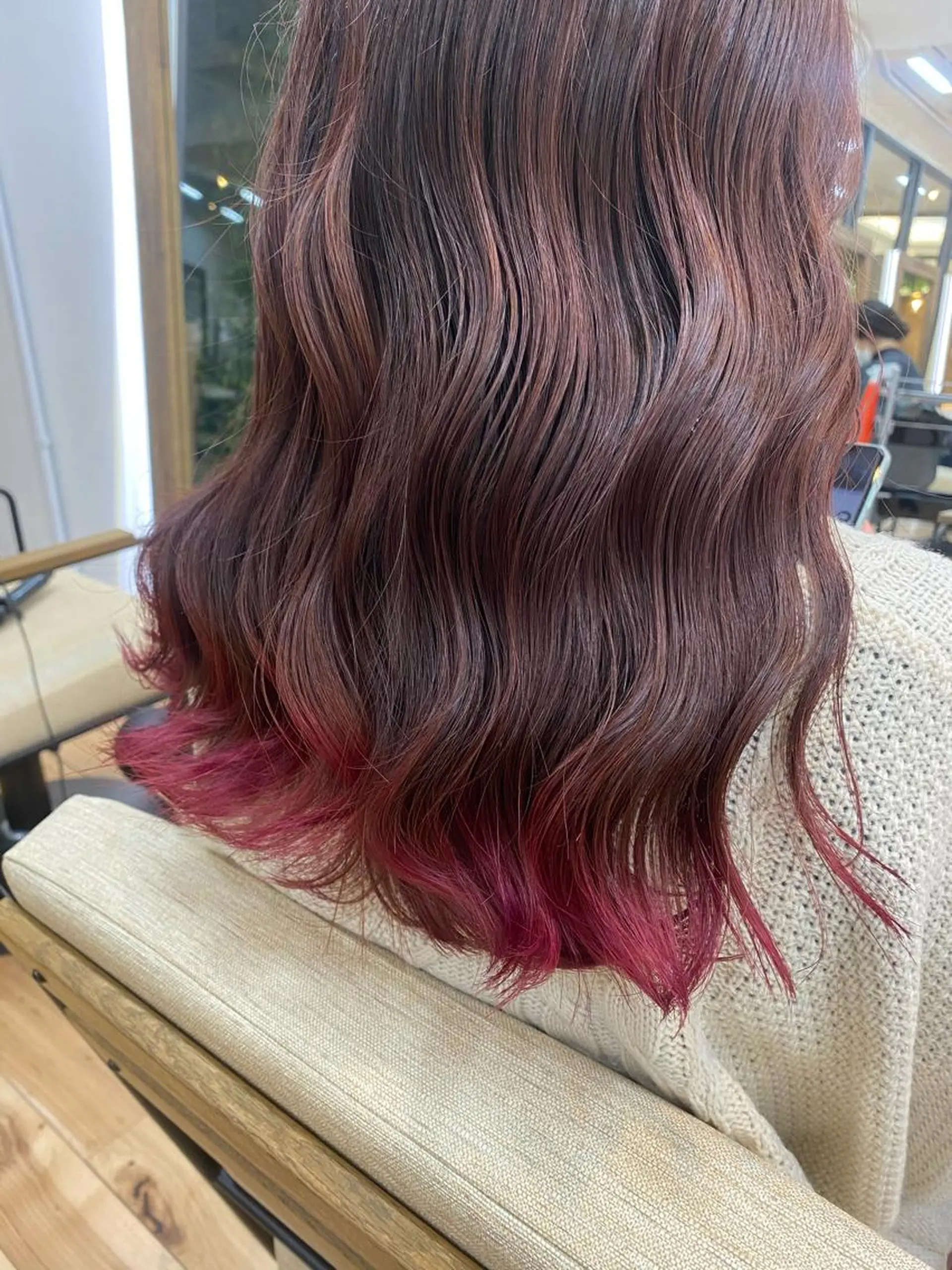 ミディアム おおつき ありかのヘアスタイル