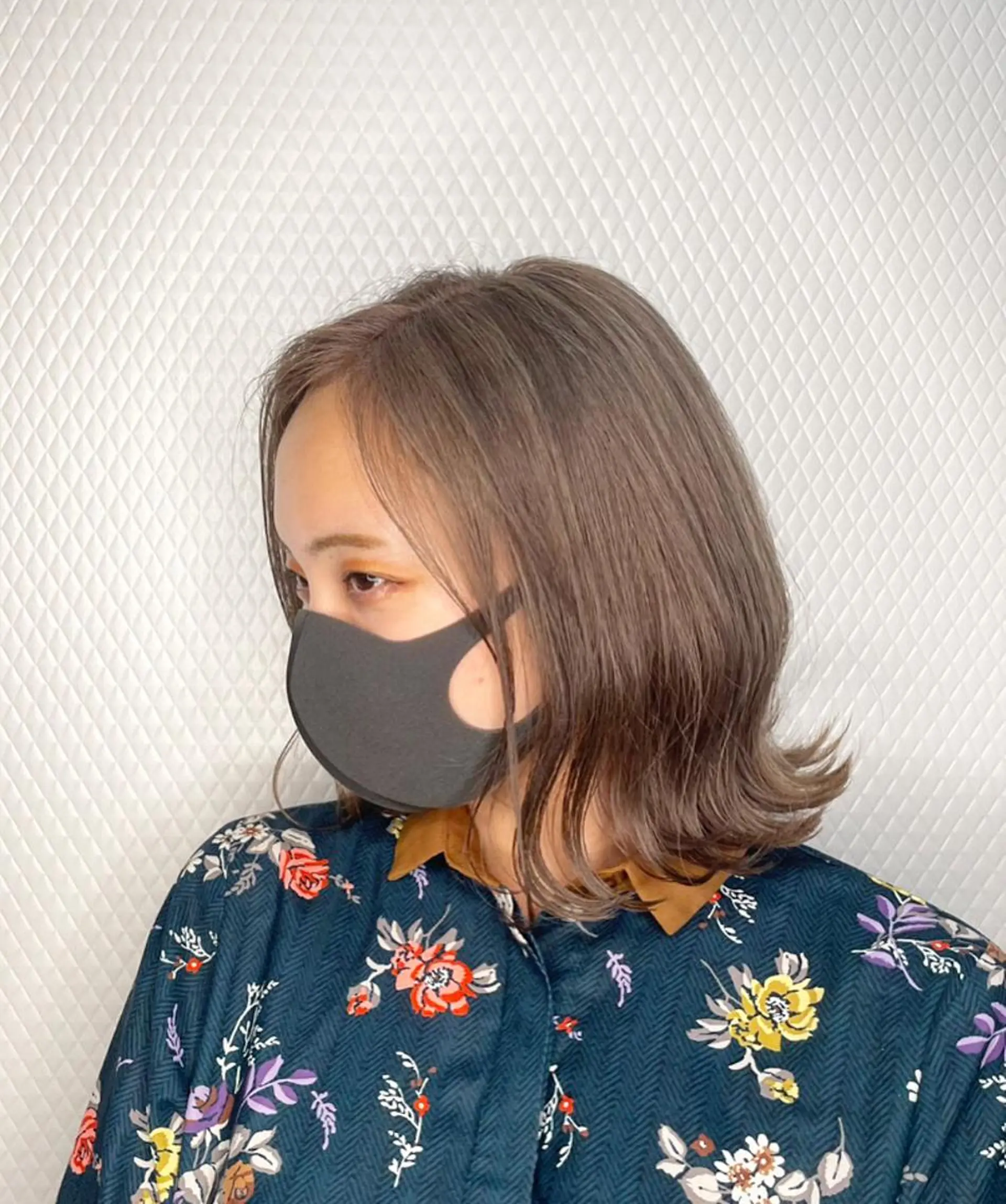 ショート カラー ヘアアレンジ 切りっぱなしボブ ベージュカラー ミルクティーベージュ ボブ カット ヘアカラー 🧶ブリーチカラー TERU🧶のヘアスタイル