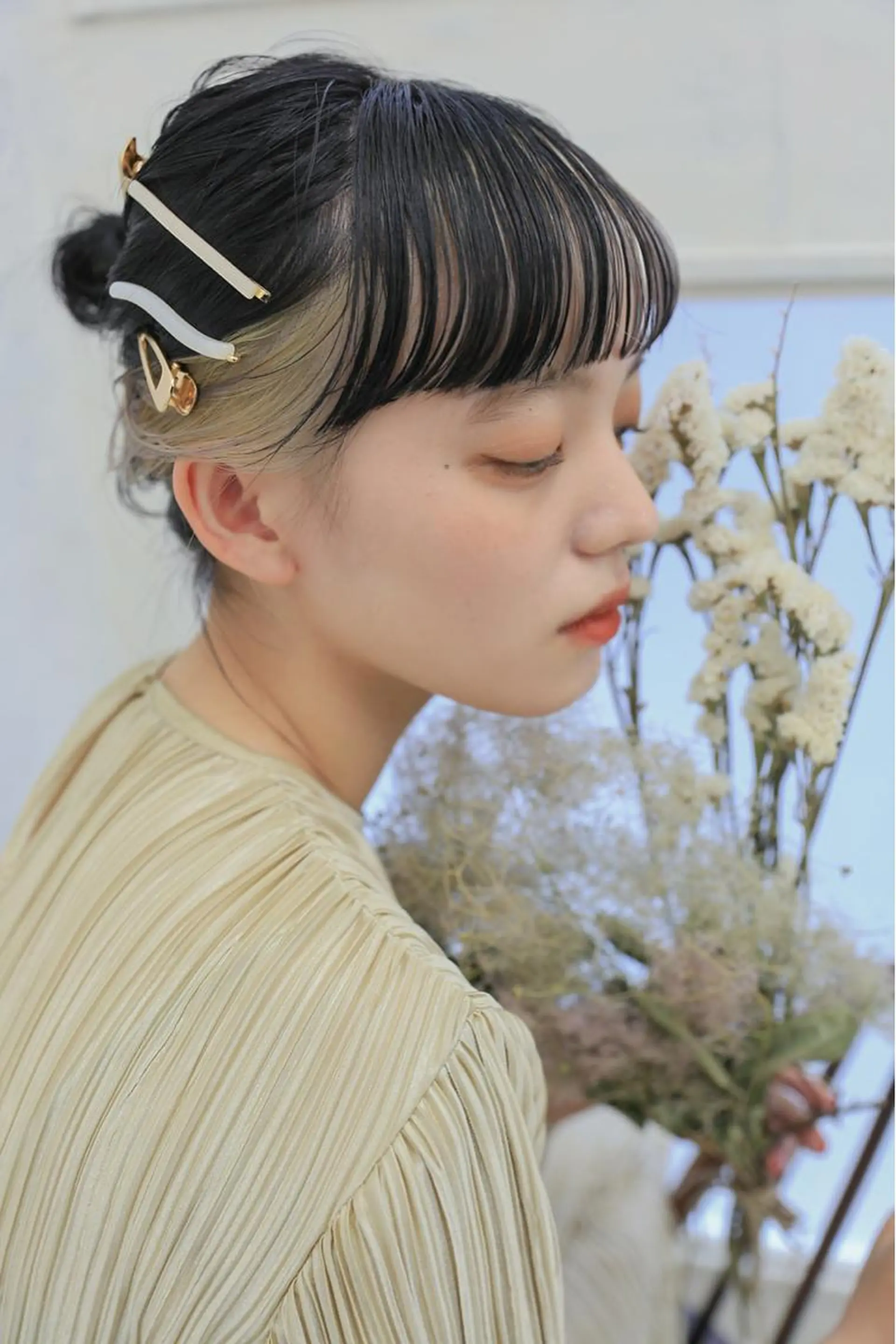 ミディアム カラー ヘアアレンジ アッシュ ミストバング ベージュカラー 黒髪 ブリーチ maoブリーチ無し 似合わせカラーのヘアスタイル