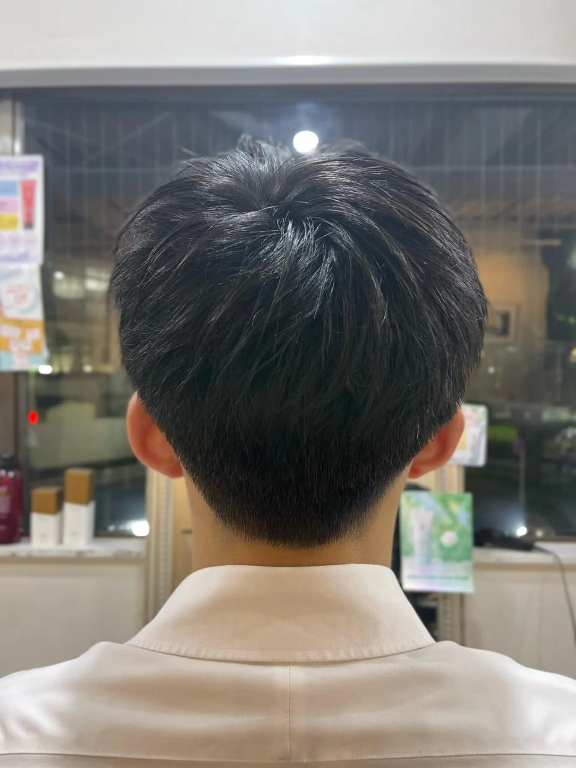 ショート メンズ マッシュ 刈り上げ 尾野 雅斗のヘアスタイル