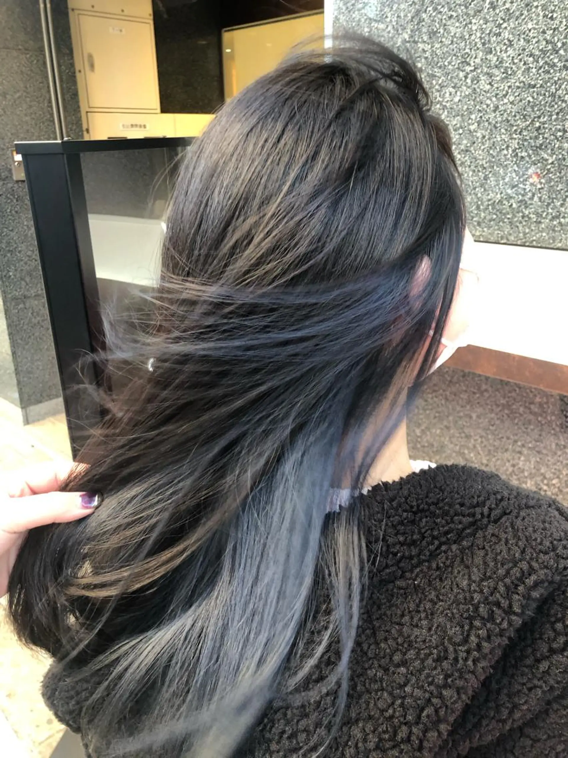 ロング カラー ブルーカラー シルバー ヘアカラー トリートメント ヘアセット 韓国/インナーカラー 🍑YUI🍑のヘアスタイル