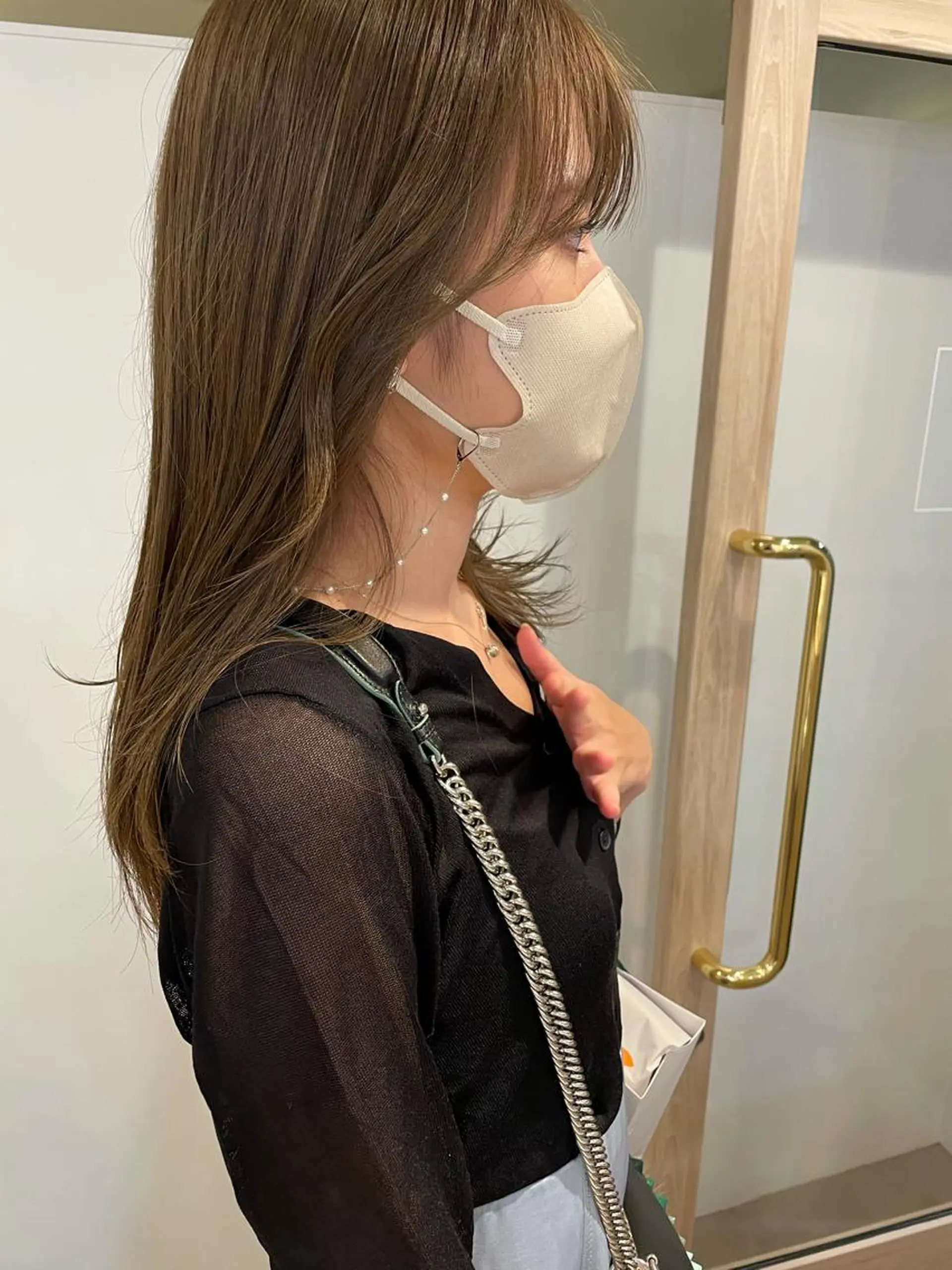 ロング カラー 佐藤 永夏のヘアスタイル