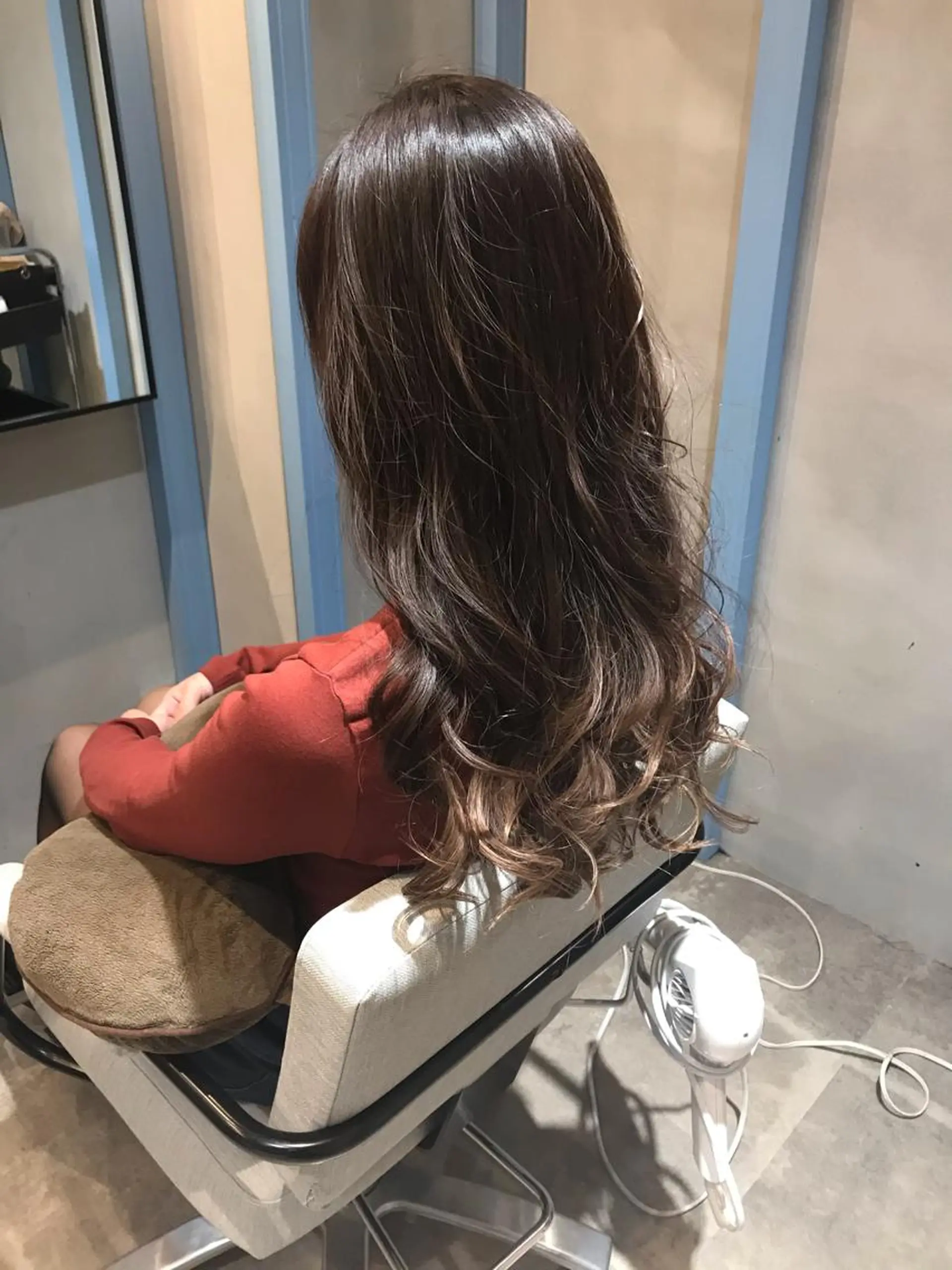 セミロング 所渉/韓国レイヤー /ウルフカットのヘアスタイル