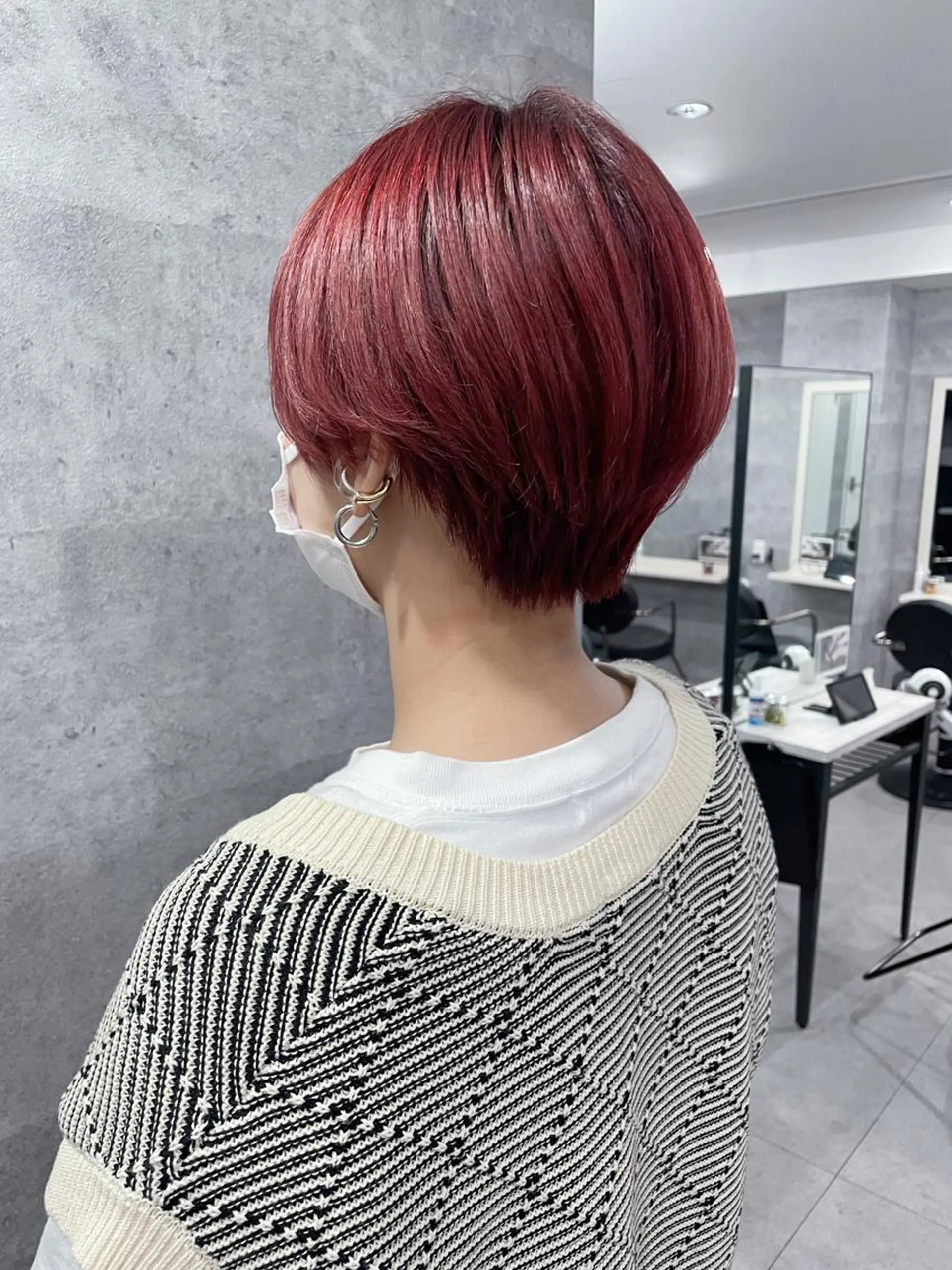 ショート カラー ブリーチ ピンクカラー レッドカラー _WHITE 天神店 YUMEKA🐻のヘアスタイル