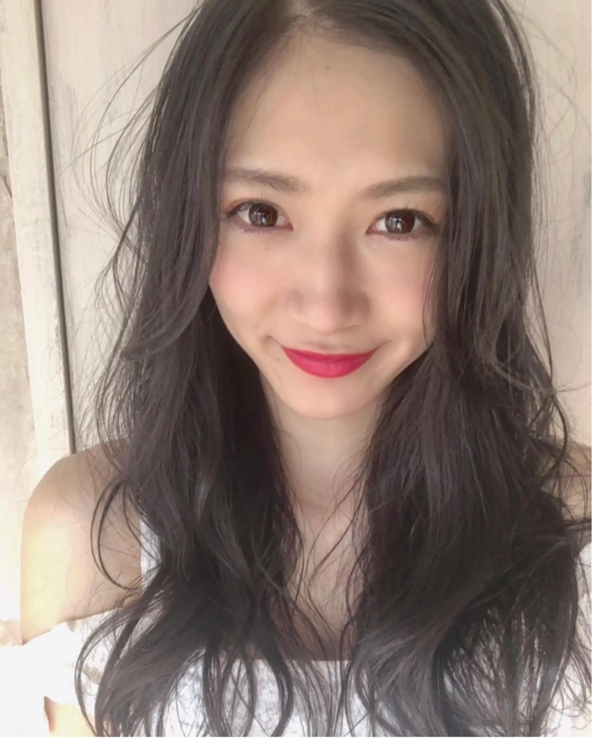 ミディアム 小顔カット 山菅 光明のヘアスタイル