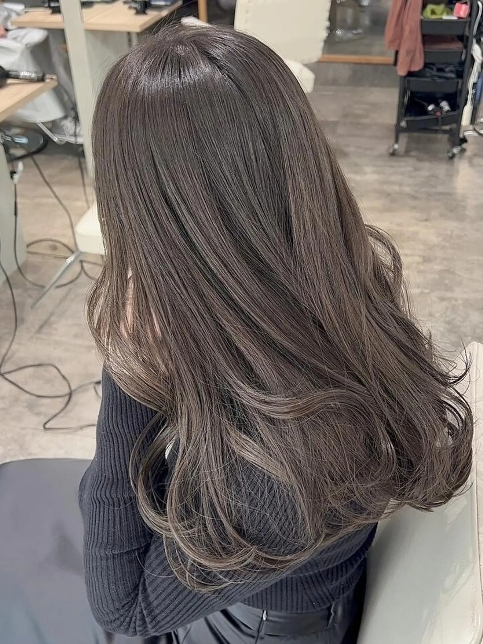 セミロング カット ヘアカラー SOURCE 堺東のヘアスタイル