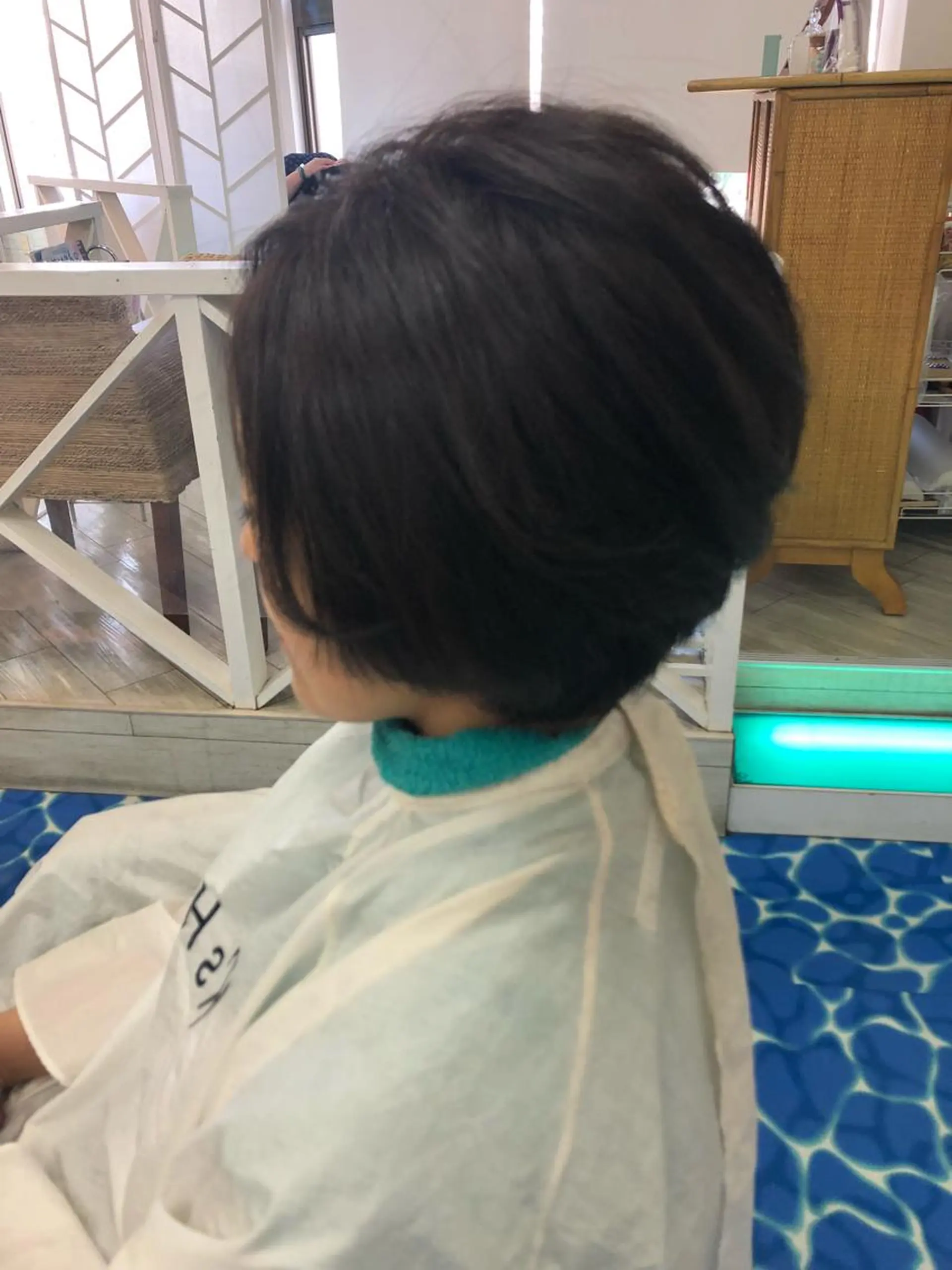 カラー CoCooN Hiromiのヘアスタイル