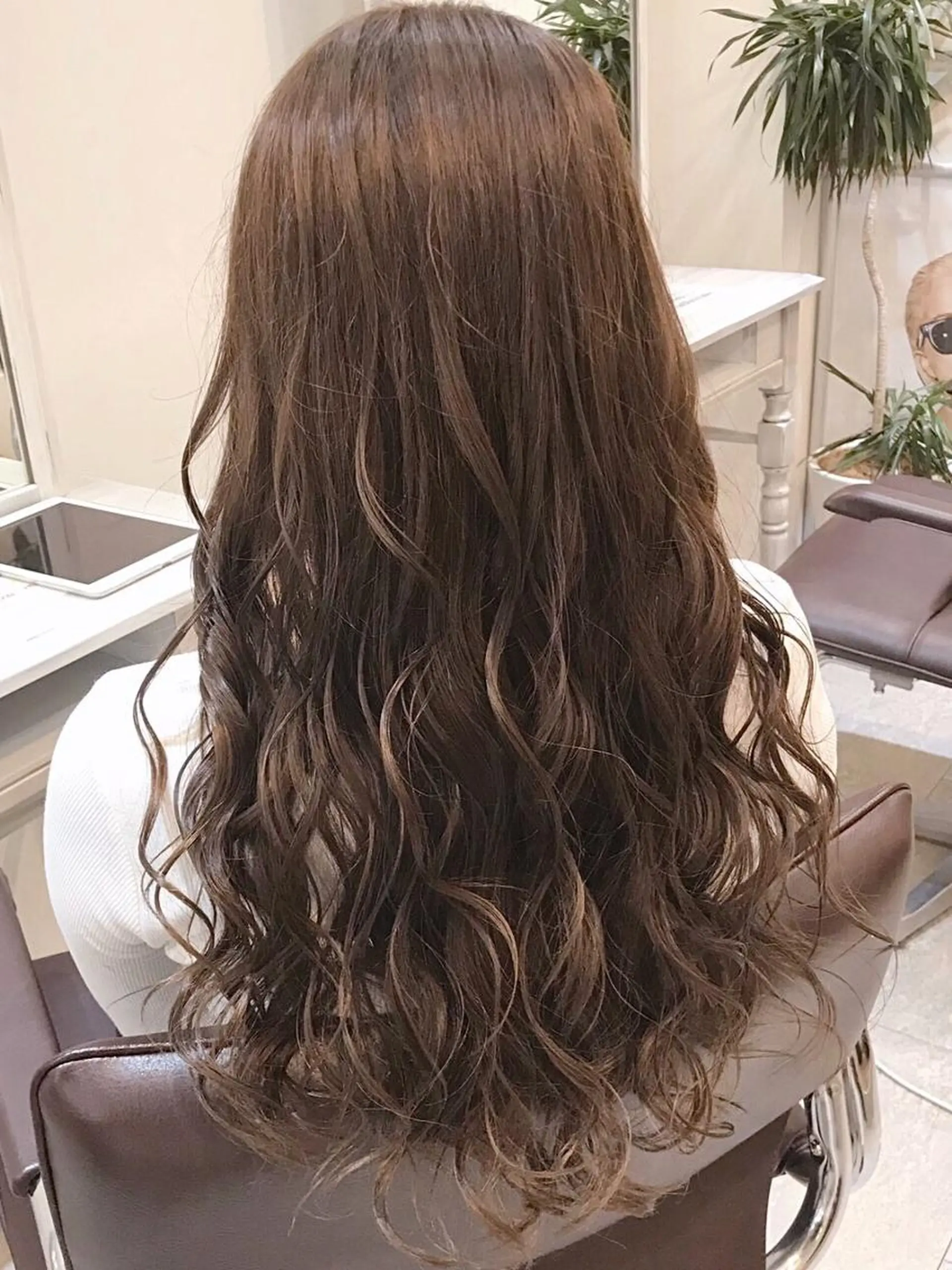 ロング カラー パーマ ヘアアレンジ Device ディバイスのヘアスタイル