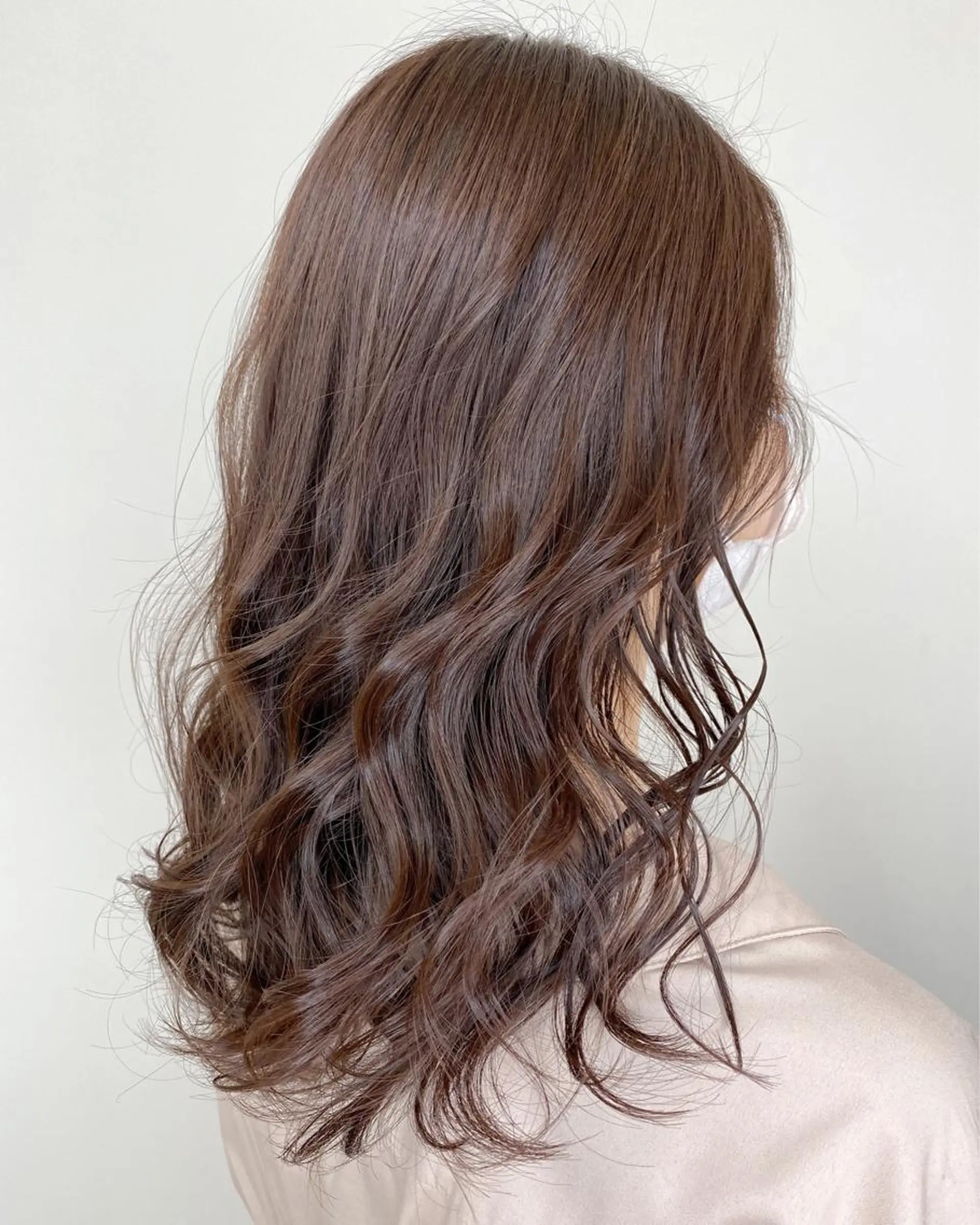 ミディアム カラー アディクシーカラー ベージュカラー SALOWIN神戸三宮East店所属・【透明感、艶髪】西村 有司のヘアスタイル