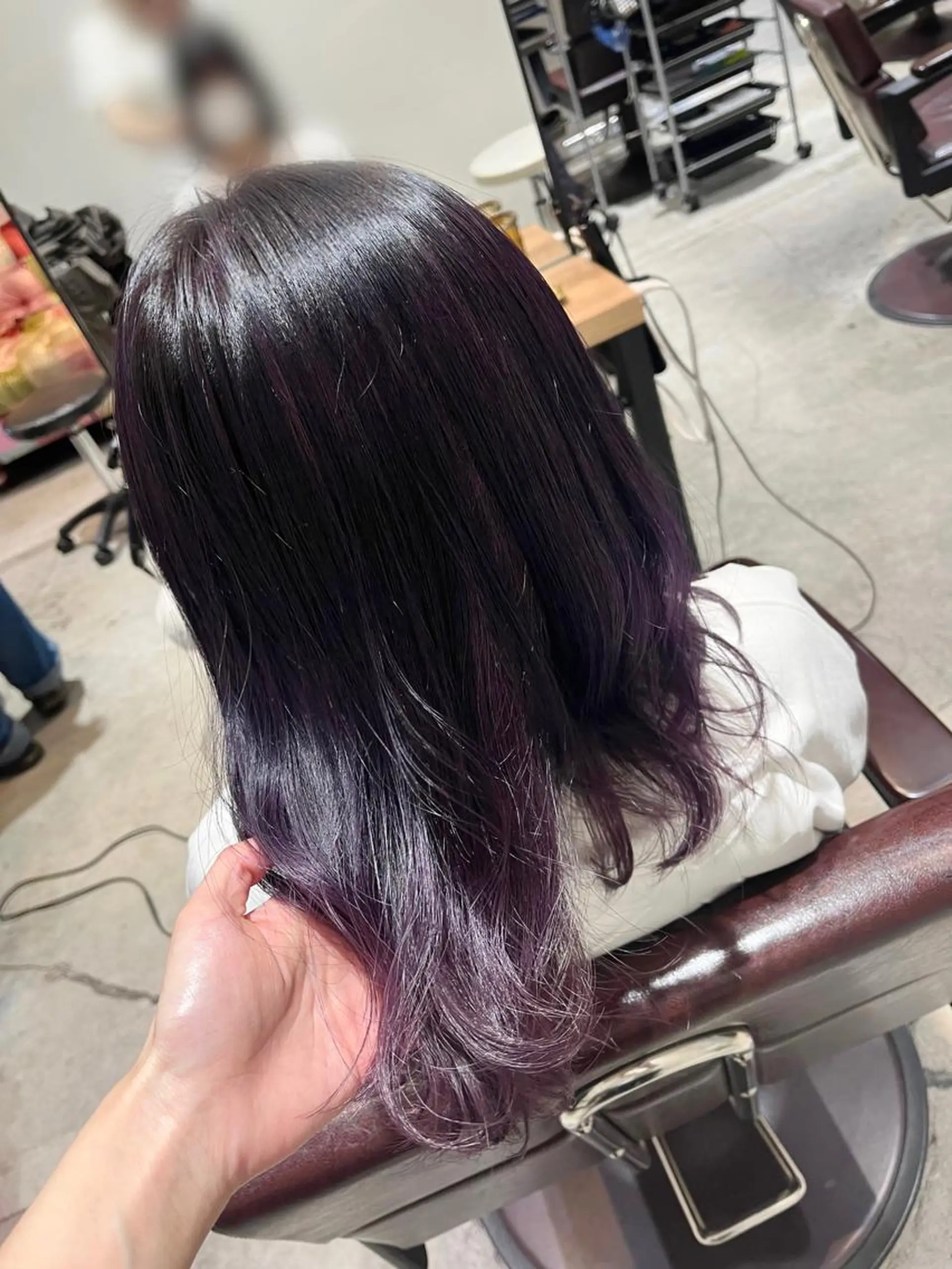 ミディアム カラー ブリーチ ラベンダーカラー パープルカラー tomoka 推しカラーのヘアスタイル