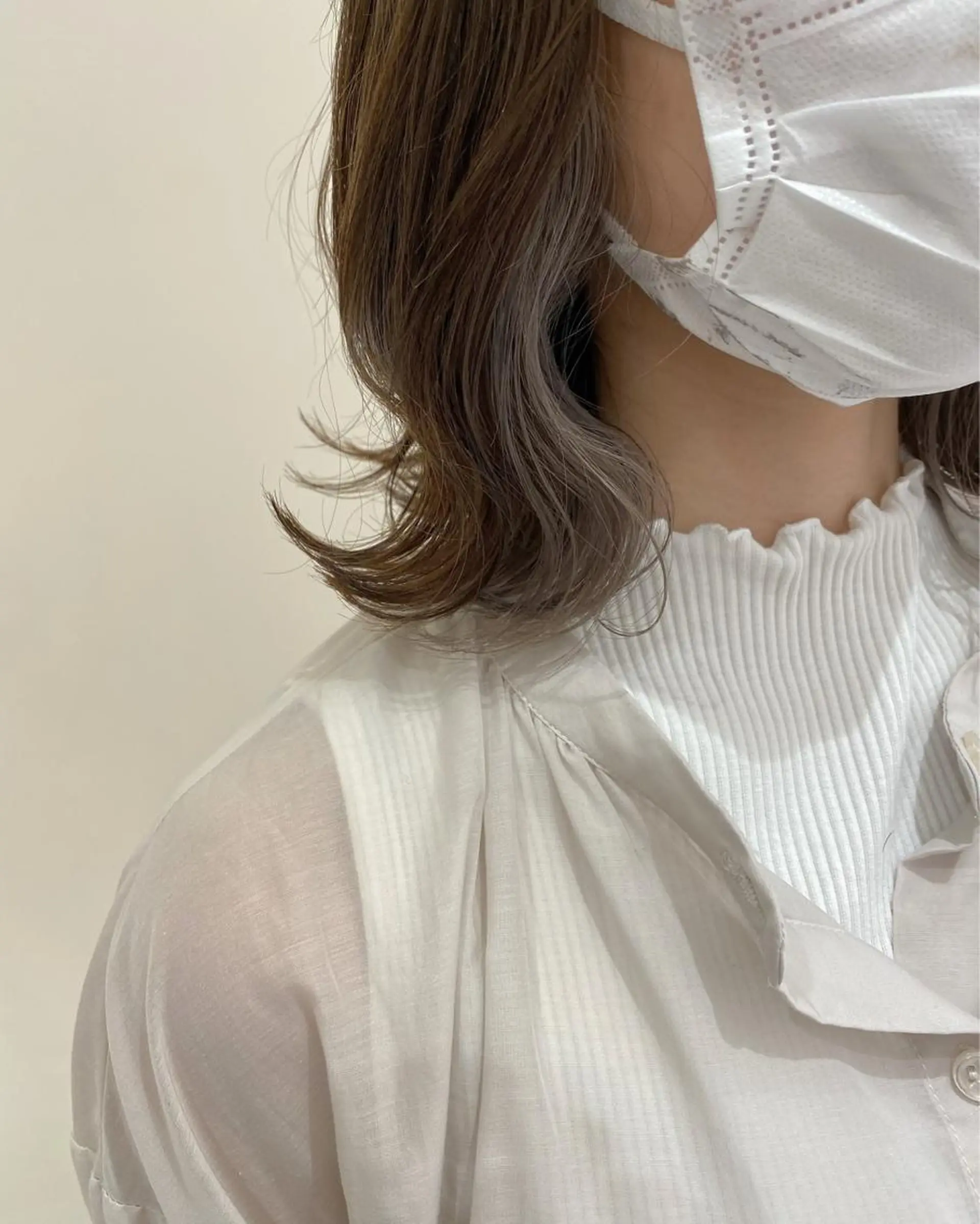 ミディアム カラー 細めハイライト🩶 ボブ/レイヤーカットのヘアスタイル