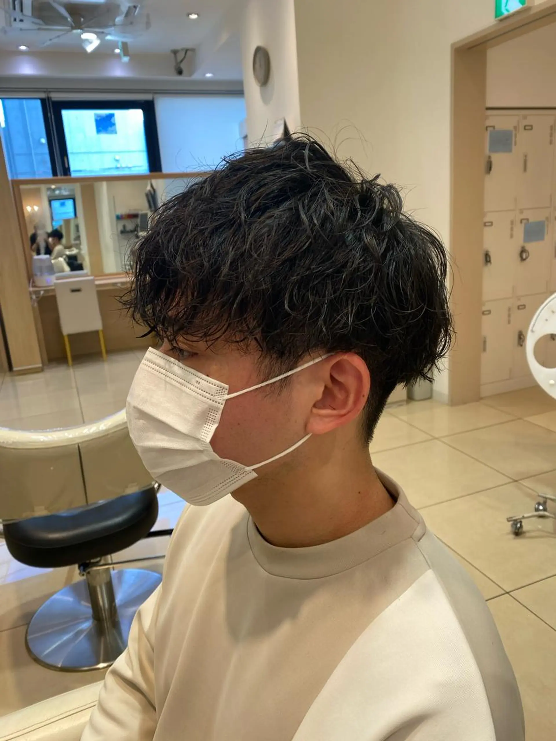 ショート パーマ メンズ カット パーマ メンズ特化型美容師 栗山勇人のヘアスタイル