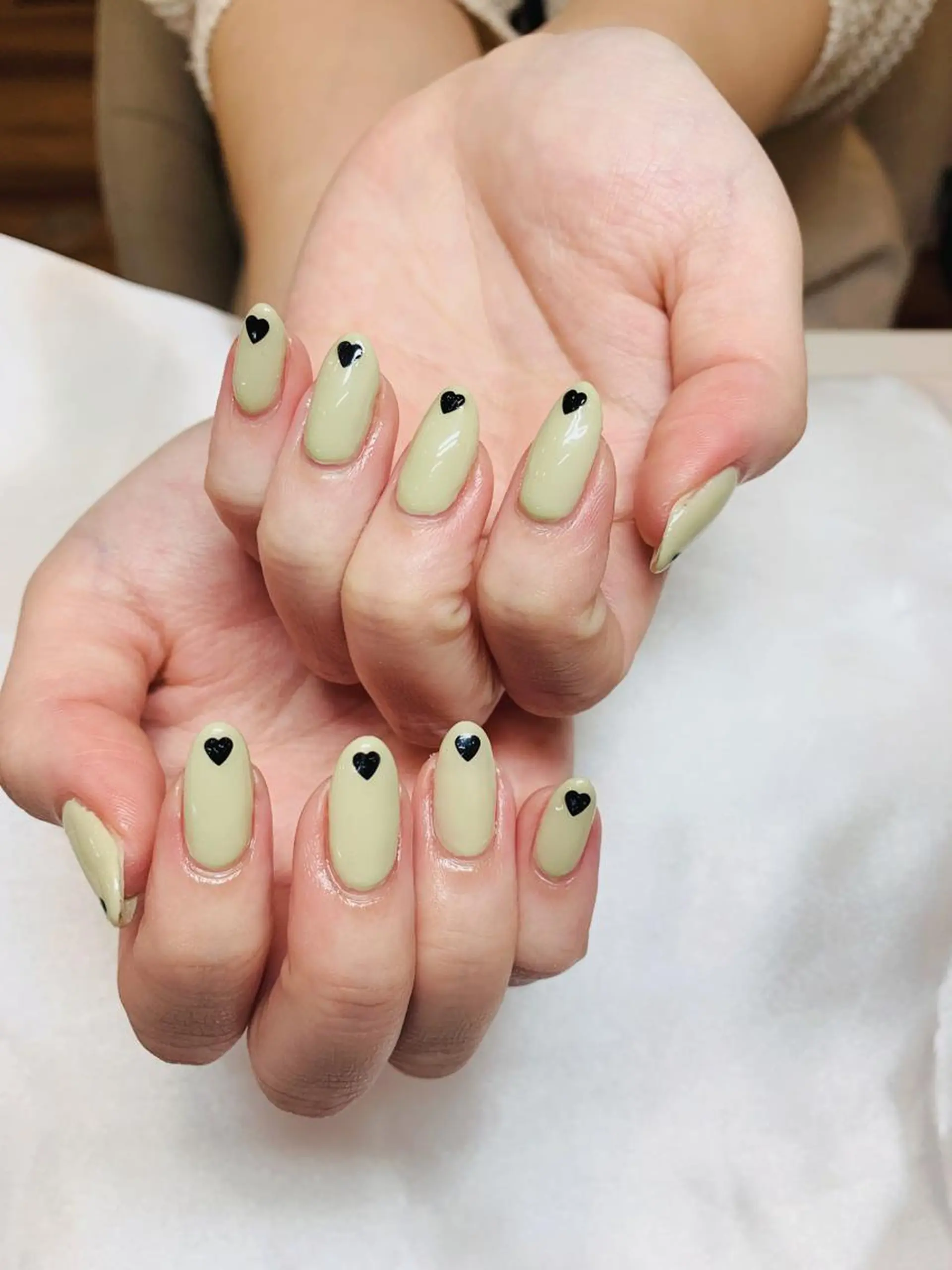 ネイル Ui_Amor (パラジェル)のネイルデザイン