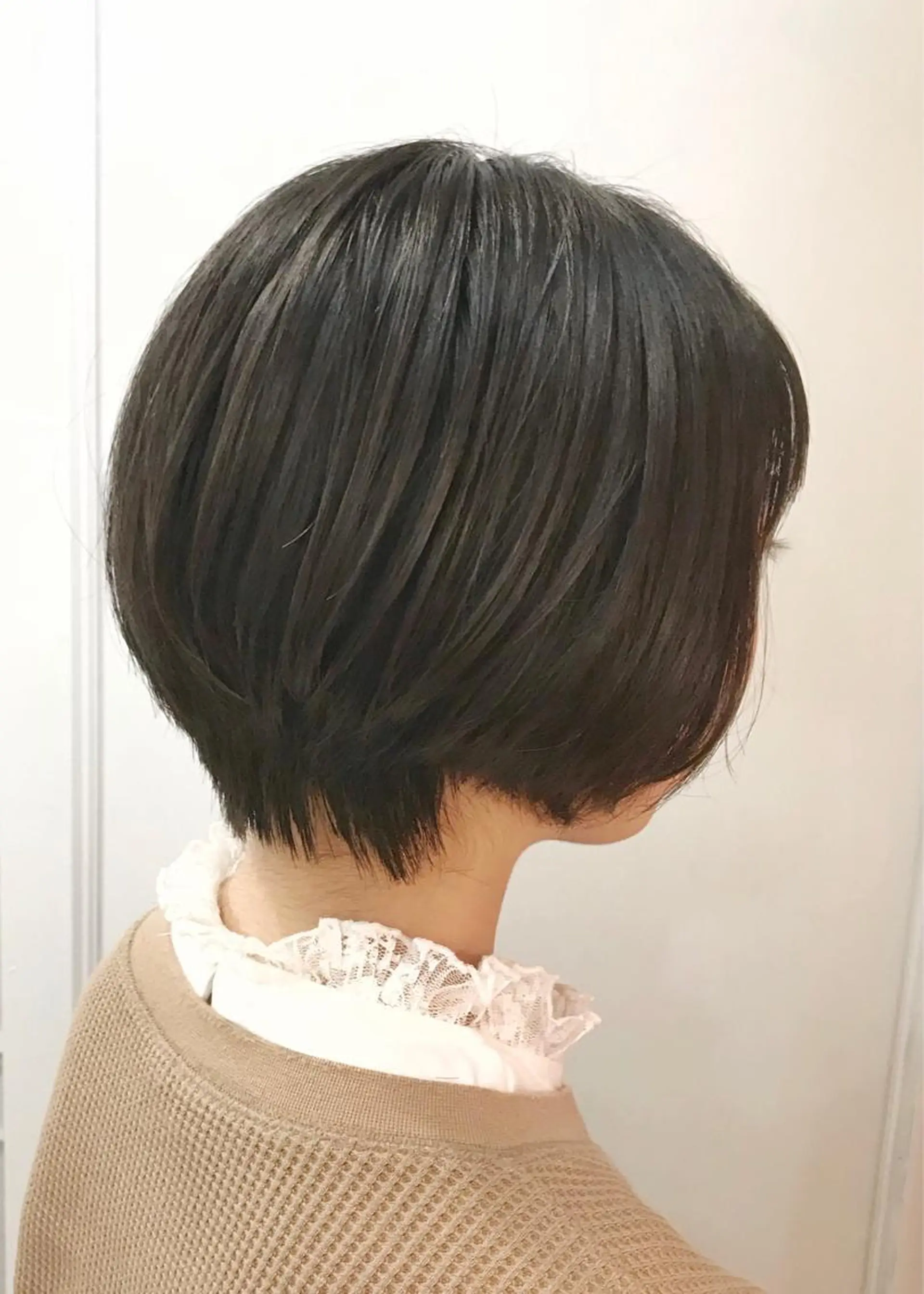 ショート ショートヘア LOST CITY 横浜所属・🪐脱白髪染め 🪐松尾菜々美のヘアスタイル