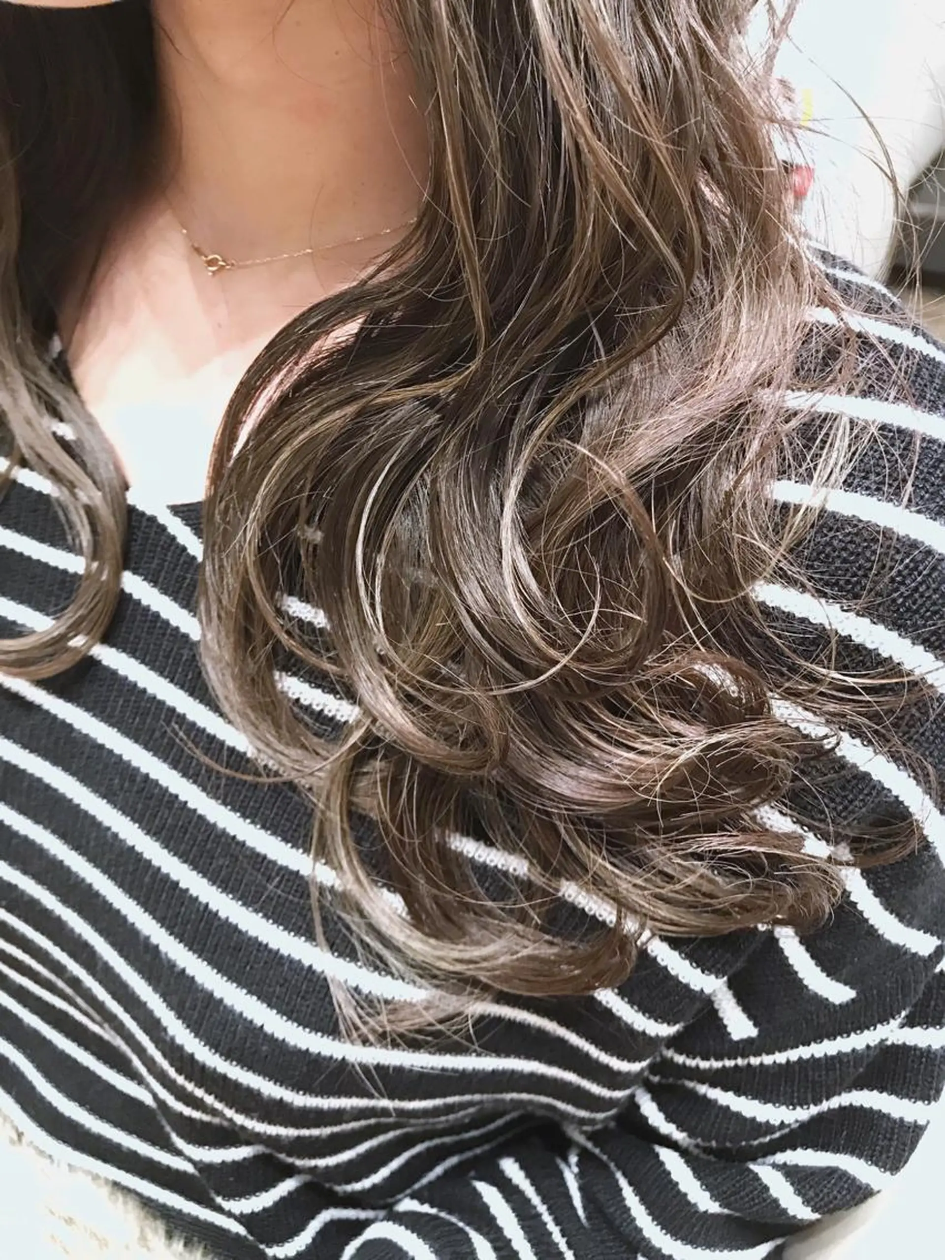 ロング ハイライト 原山 直人のヘアスタイル