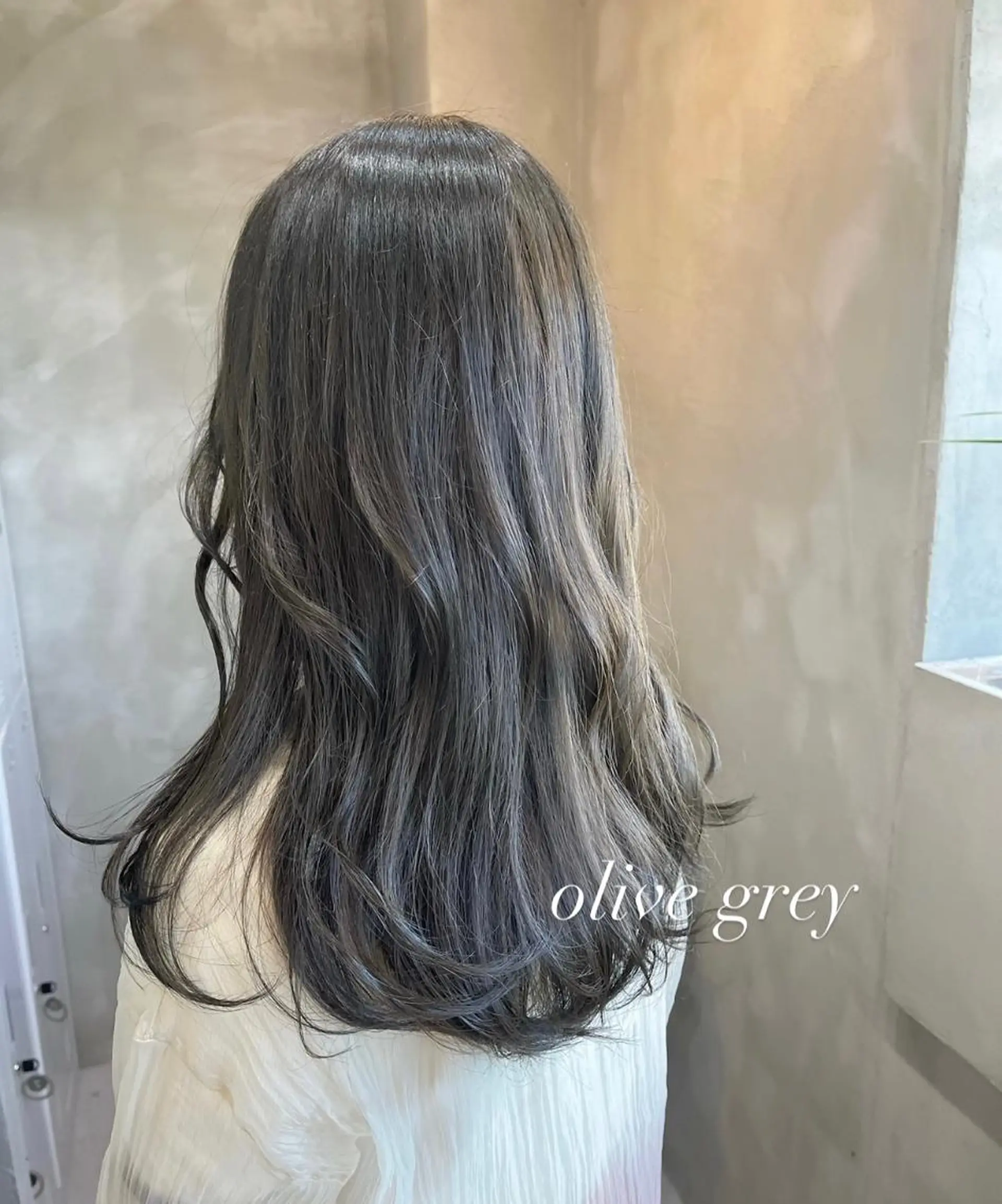 セミロング RIYA❤︎ Aujuaソムリエのヘアスタイル