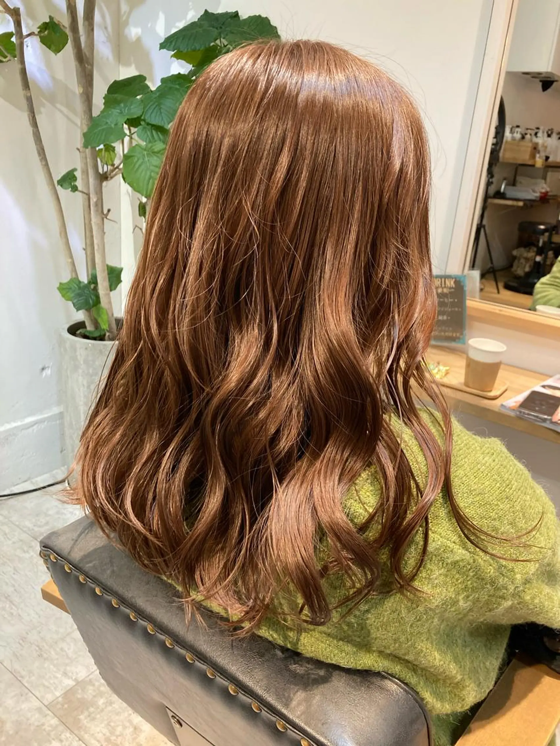 ロング カラー ブリーチ グレージュ ハイトーンカラー ハイトーングレージュ ブリーチなしカラー en't所属・【女性指名No.1】 西口直子のヘアスタイル