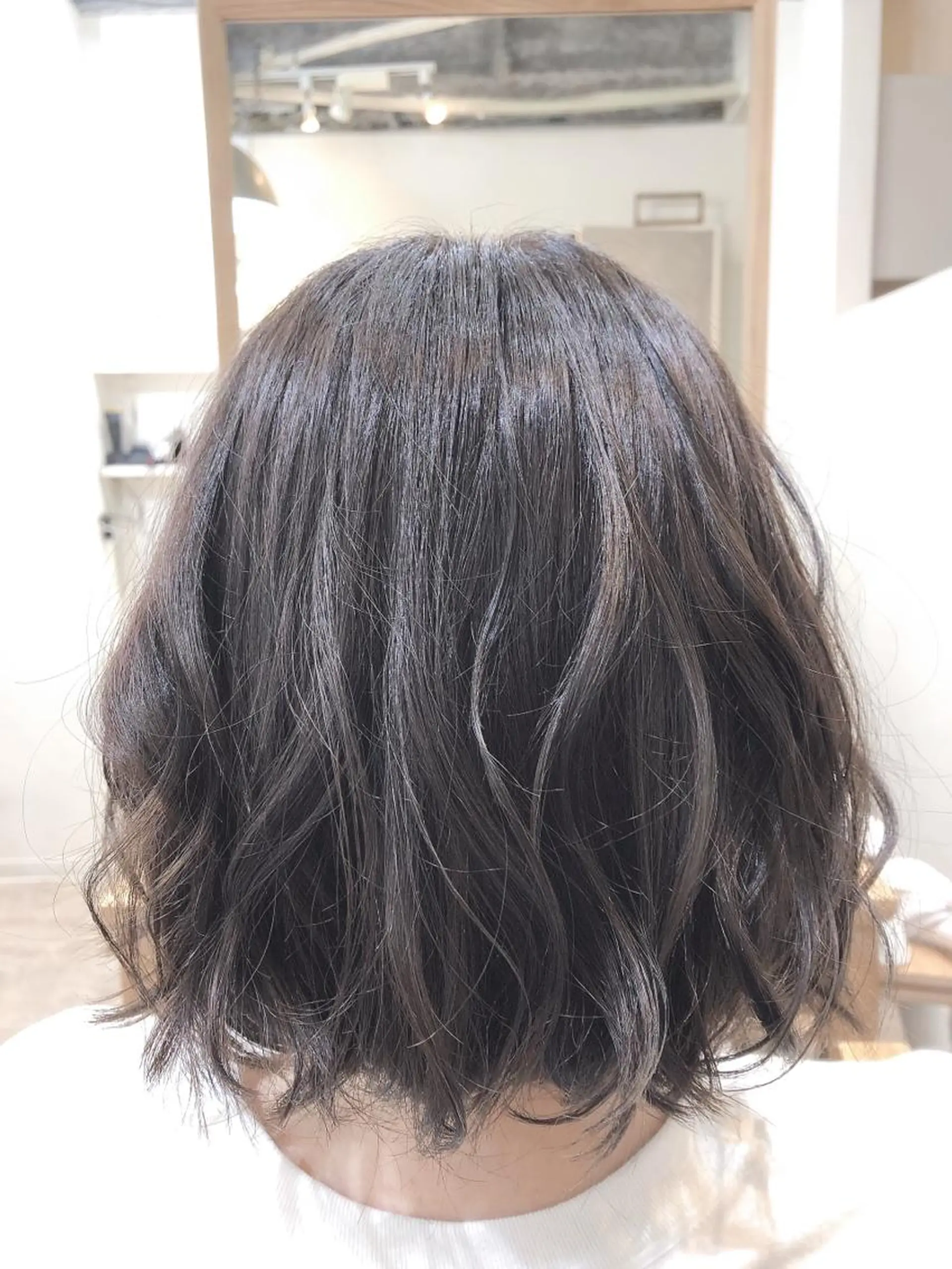 ショート カラー カット ヘアカラー トリートメント 菊池 貢平のヘアスタイル