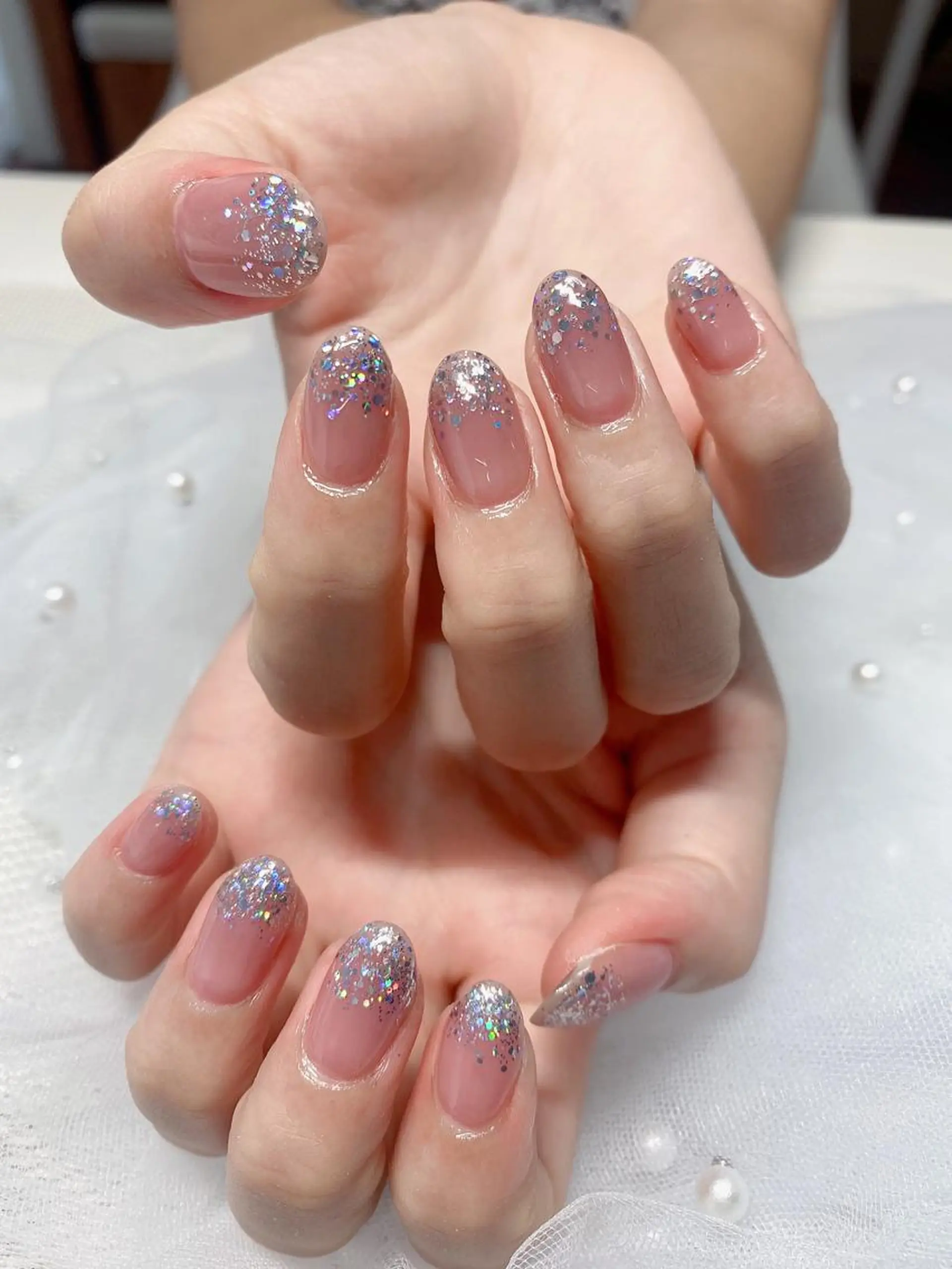 ネイル アートネイル ラメ(グリッター) ラメグラデーション シンプルネイル Jasmine nailsalon所属・ジャスミン ネイルサロンのネイルデザイン