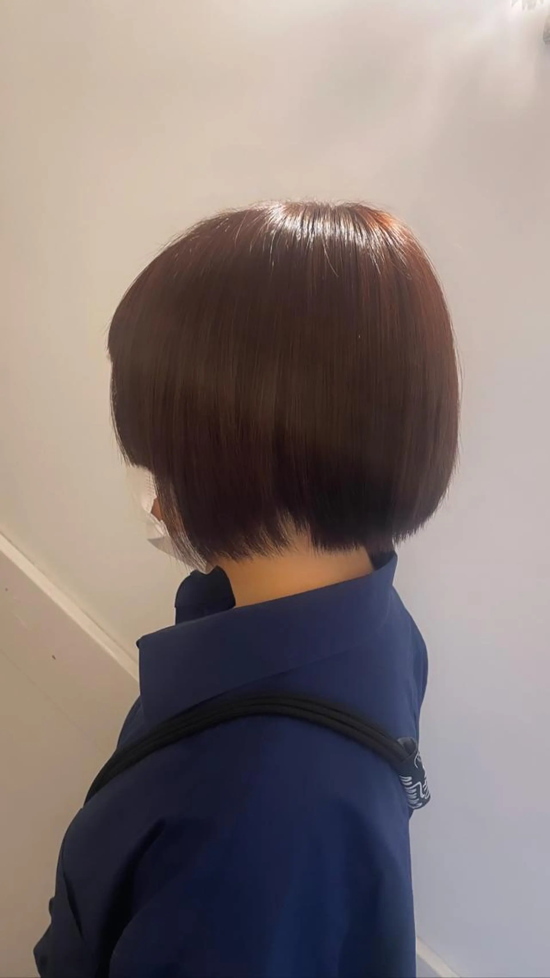 ショート カラー 秋元 佳乃のヘアスタイル