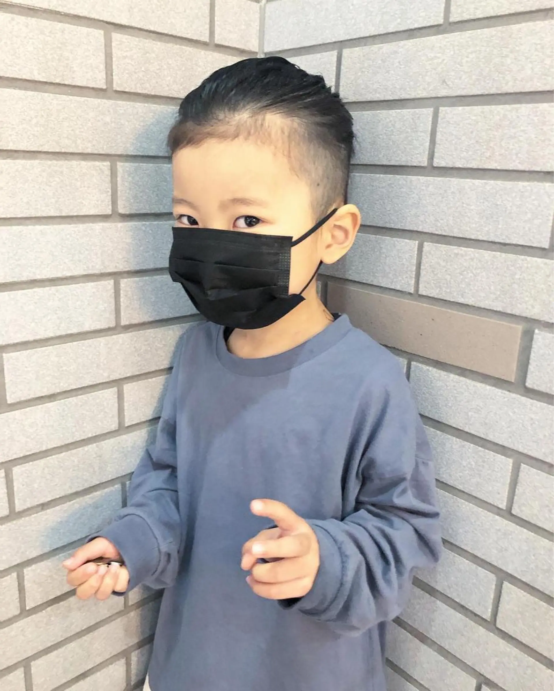 メンズ キッズ メンズハイライト メンズ韓国風 学生（メンズ向け） ツーブロック 刈り上げ XES-TA所属・中村 よしひでのヘアスタイル