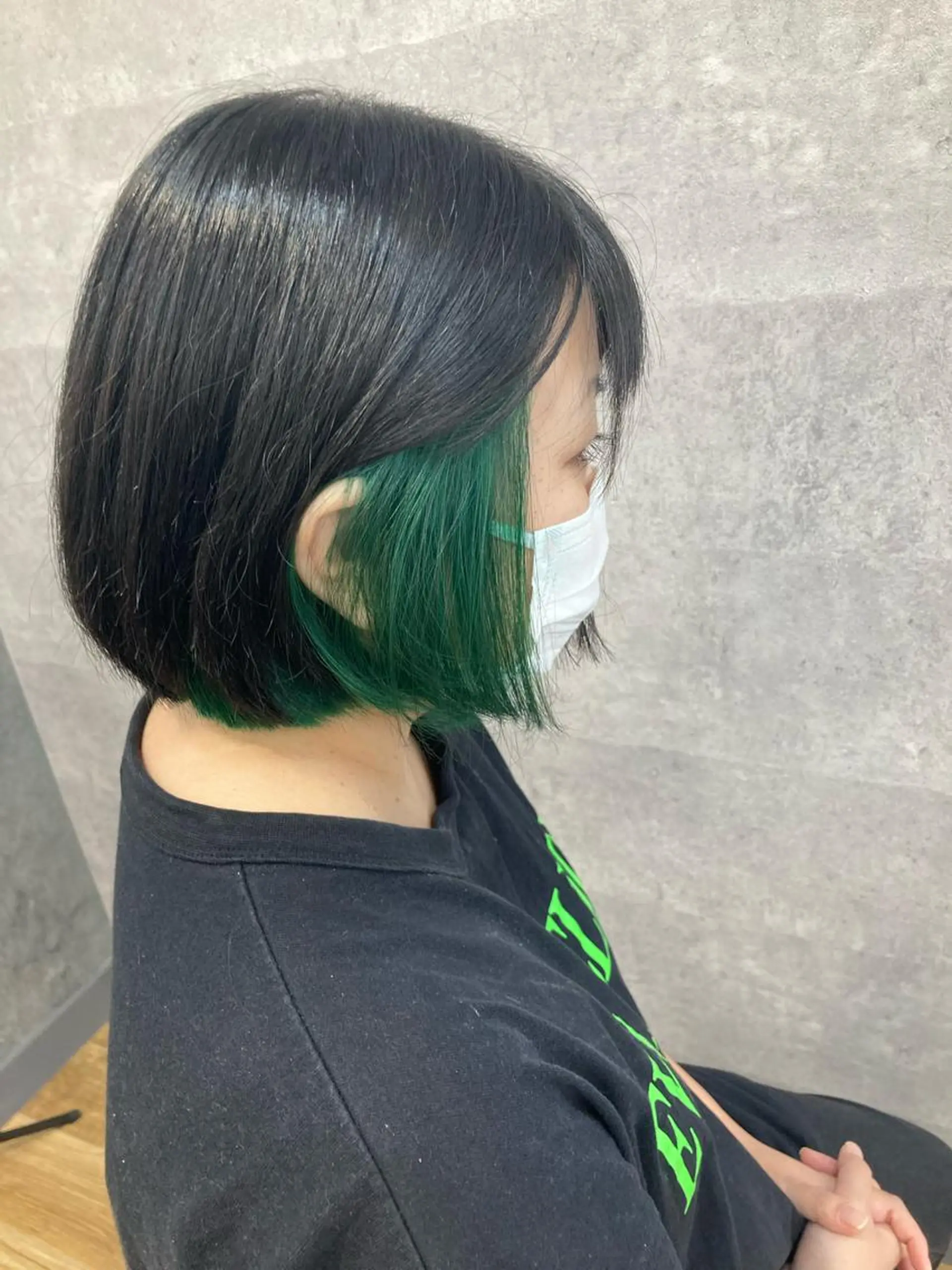 ショート カラー インナーカラー ヘアカラー Well‘s黒木🌿 レイヤー💎寒色のヘアスタイル