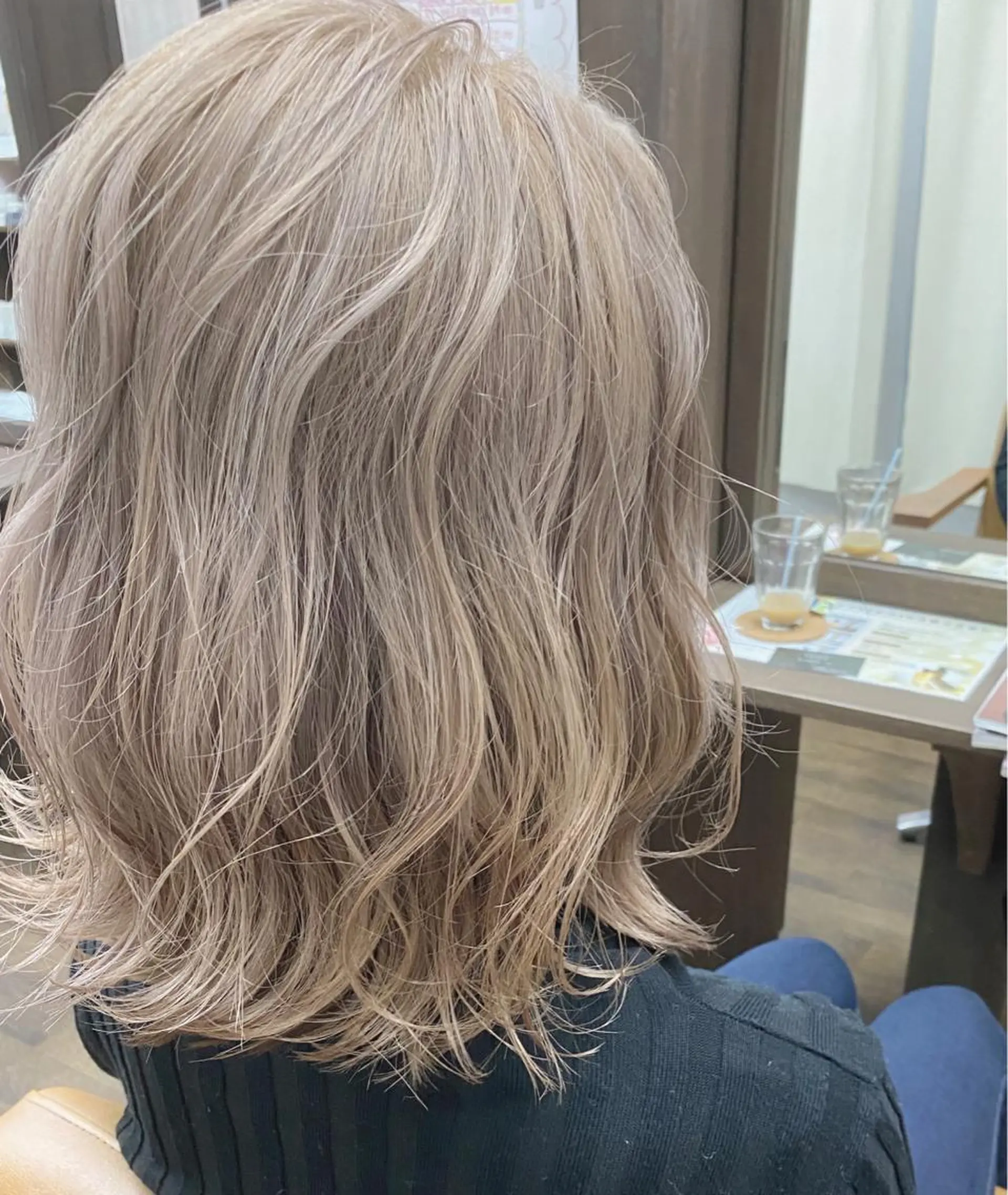 カラー ベージュカラー 木元 瑛✂︎ボブのヘアスタイル
