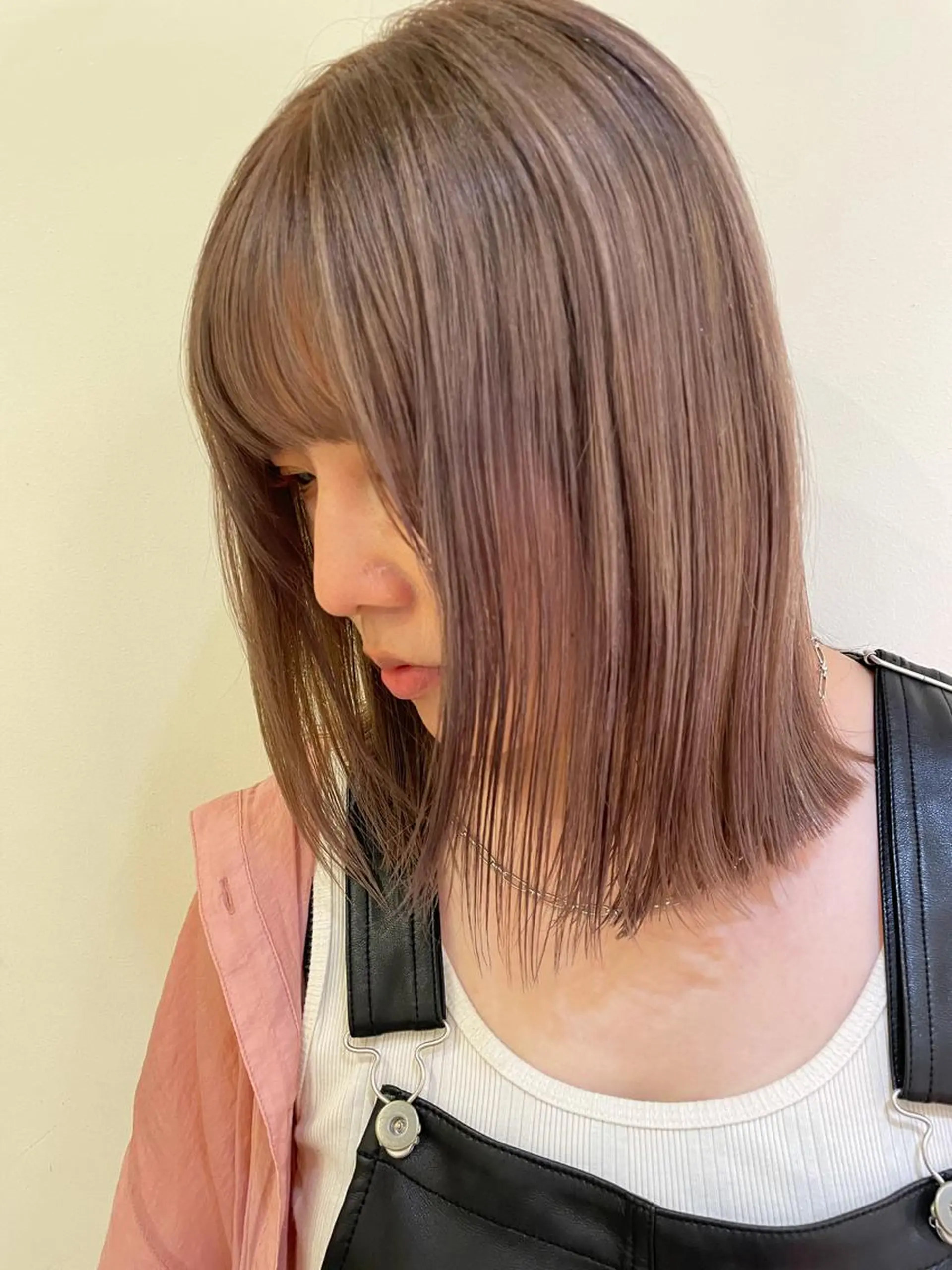 ミディアム 渋谷 留菜のヘアスタイル