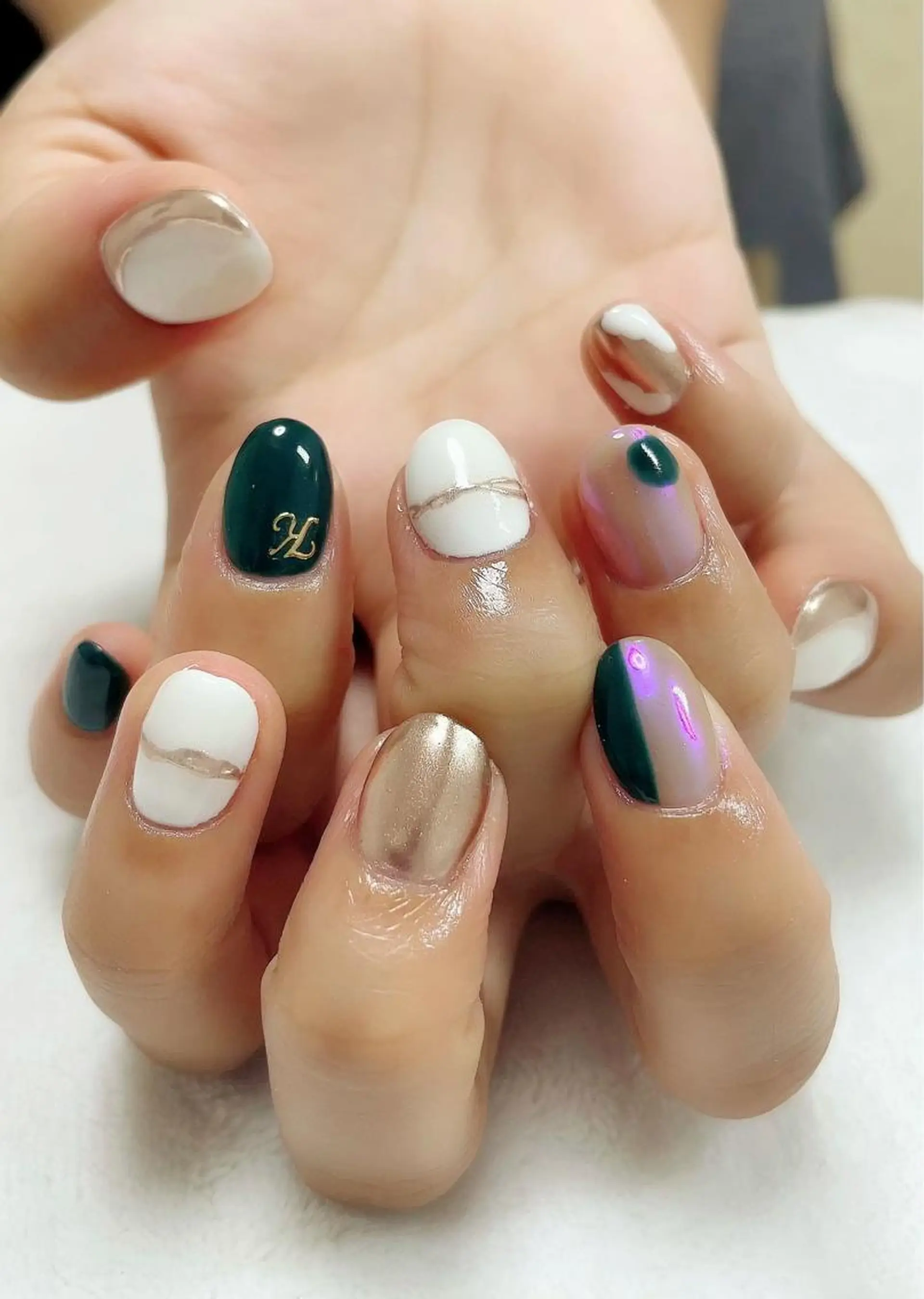 ネイル ハンドネイル em nailのネイルデザイン