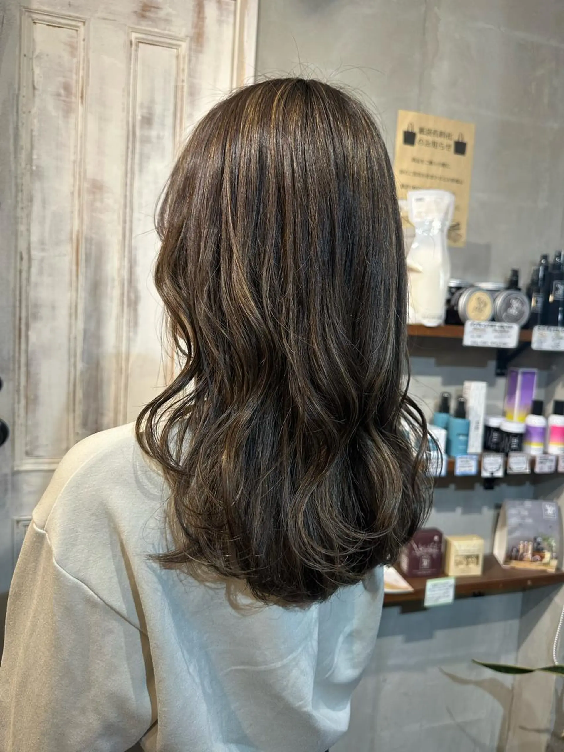 セミロング カラー ヘアアレンジ カット 中村 彩乃のヘアスタイル