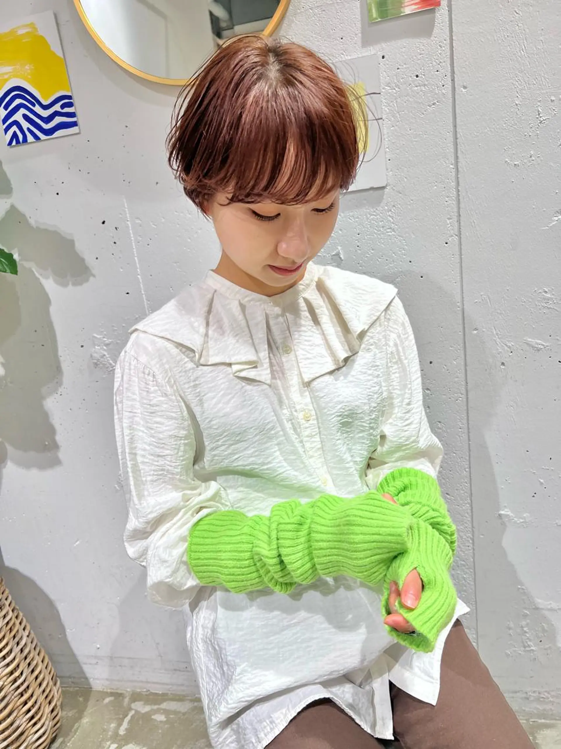 ショート カット ヘアカラー 石井 菜々のヘアスタイル