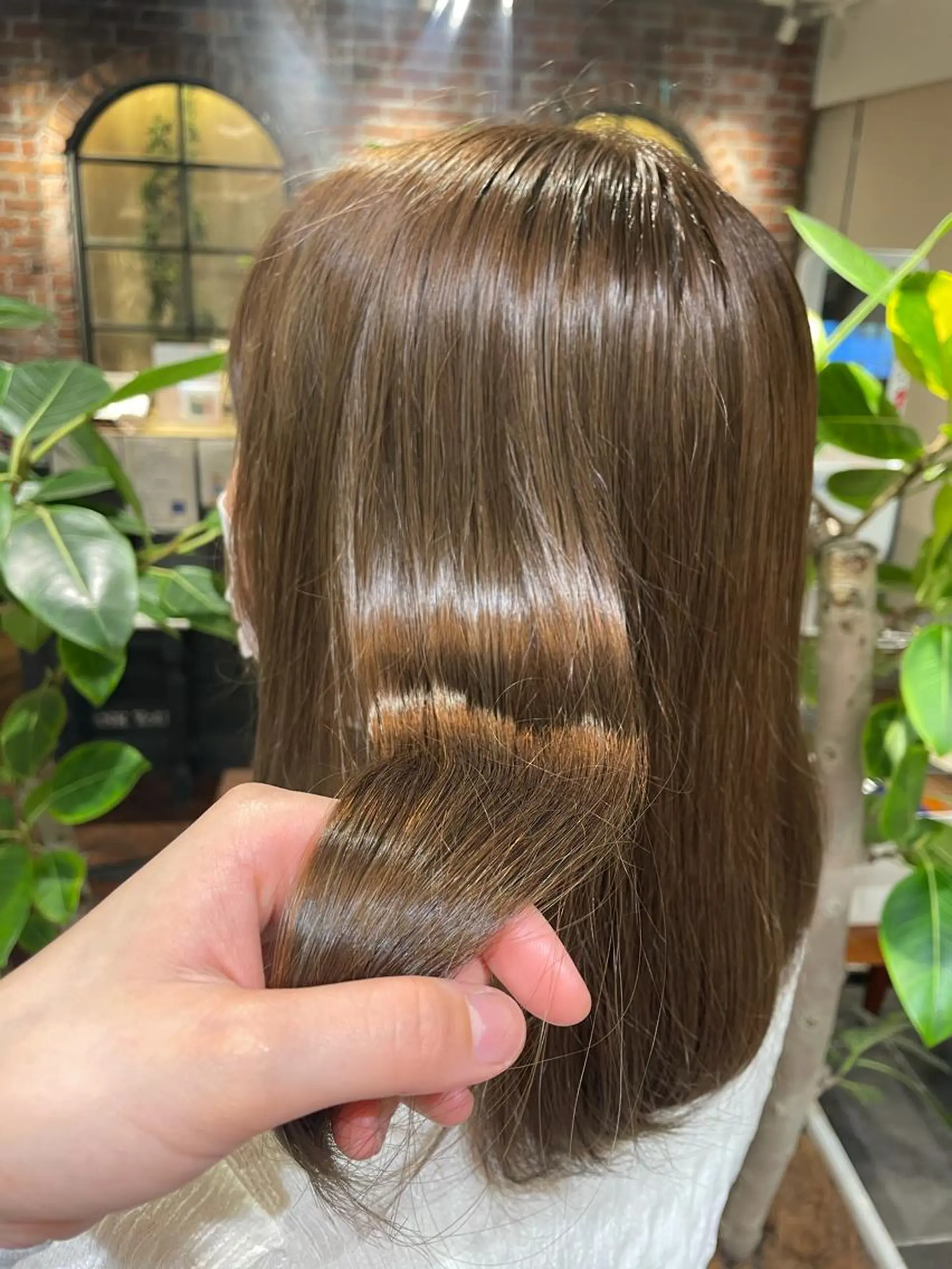 ミディアム カラー MINX 渡邉由理のヘアスタイル