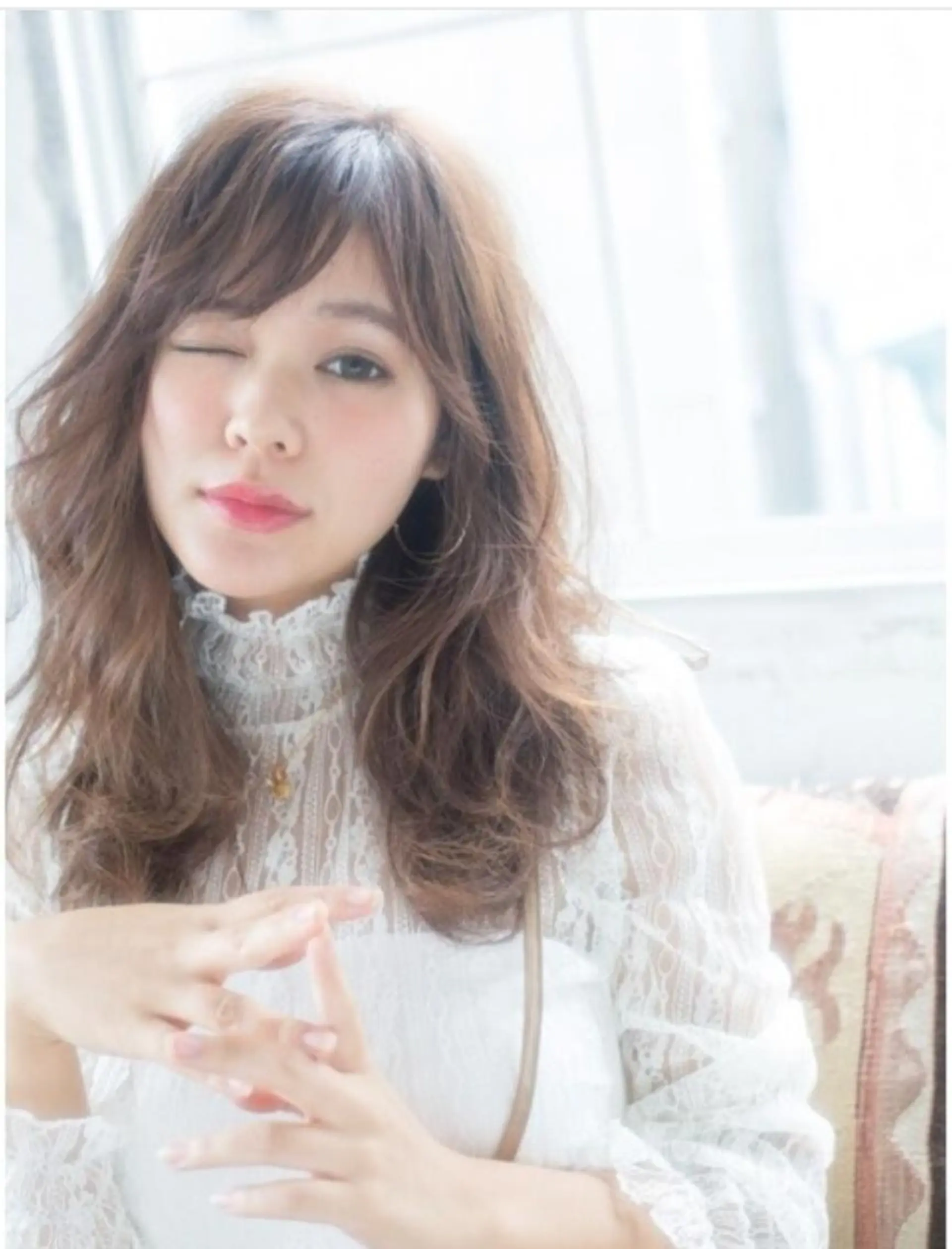 カラー グレージュ ハイライトカラー カット 金曽 (天方) 美子のヘアスタイル