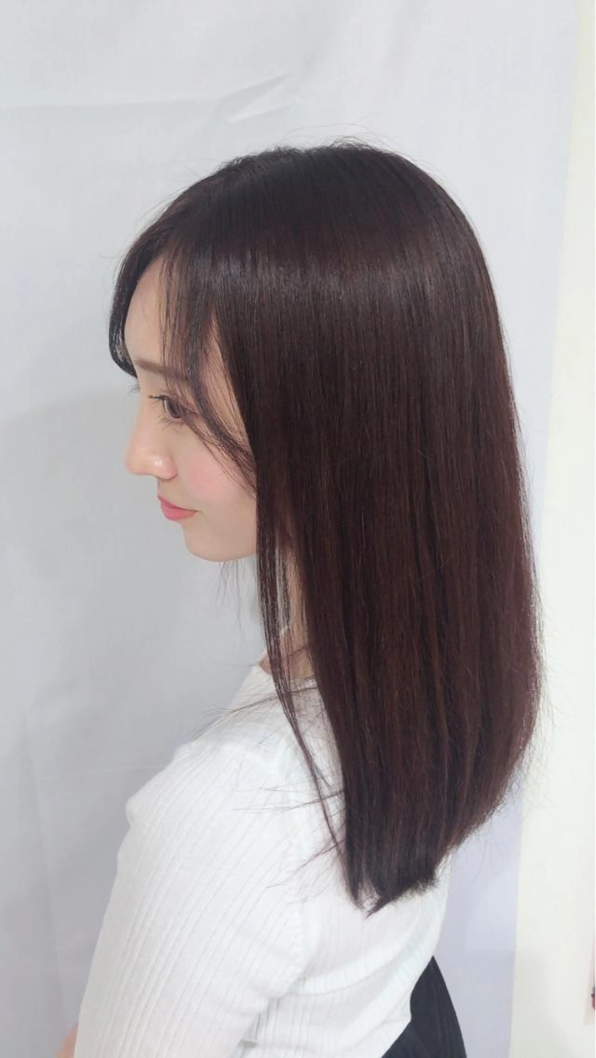 セミロング カラー バイオレットカラー 三田 豪のヘアスタイル