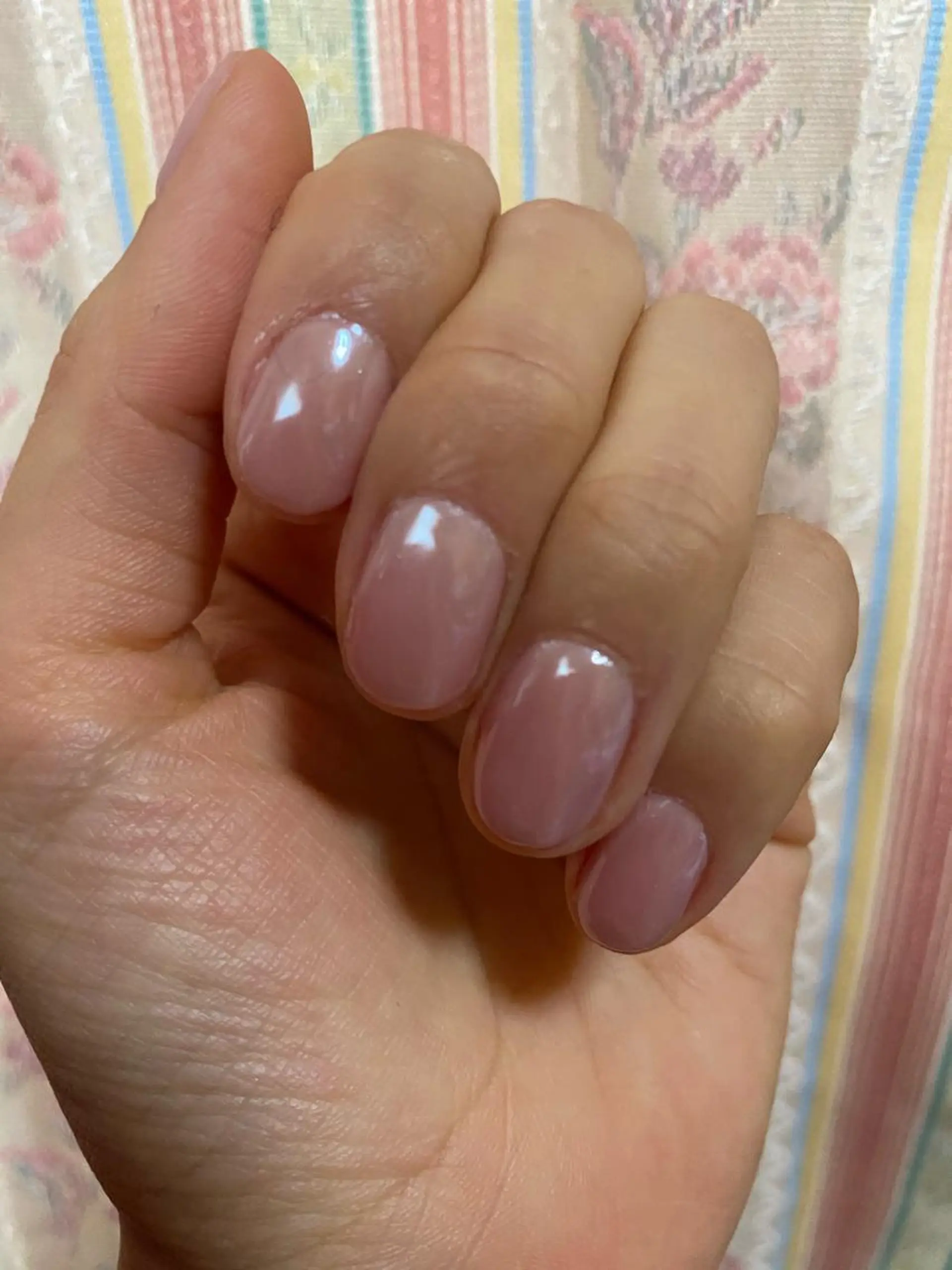 ネイル ミラーネイル ワンカラーネイル ホワイト 奥園 良恵のネイルデザイン