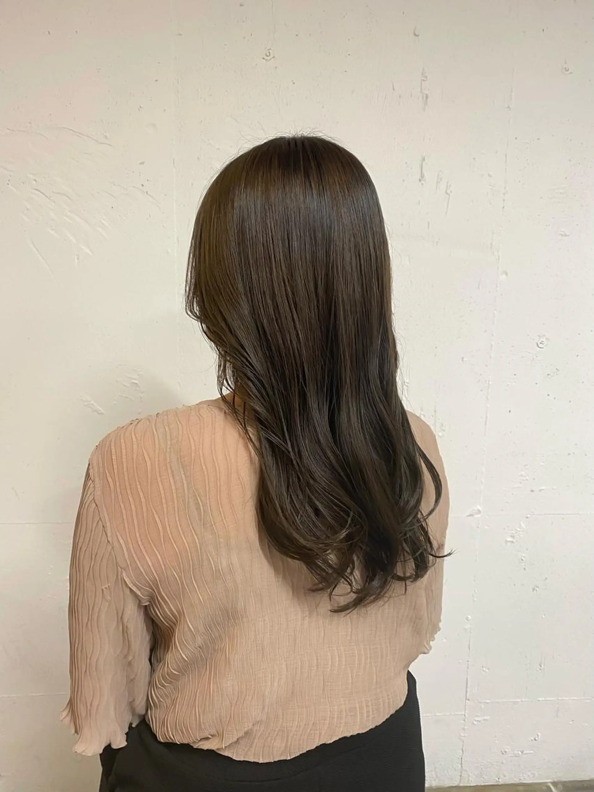 ロング カラー オリーブカラー Seaby / 木上 綾菜のヘアスタイル