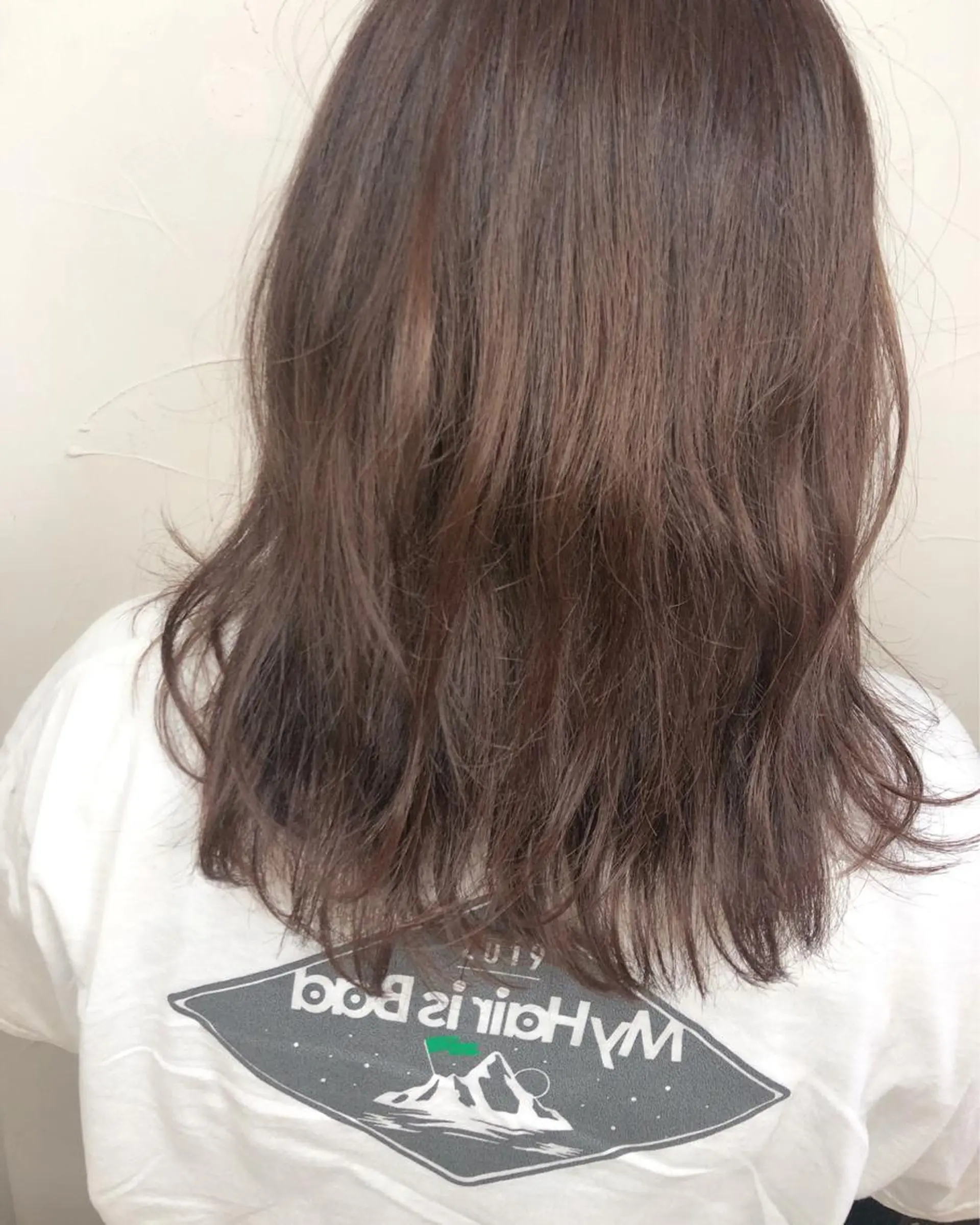 ミディアム カラー 西山梨々【12/1〜 産休を頂きます🎀】のヘアスタイル