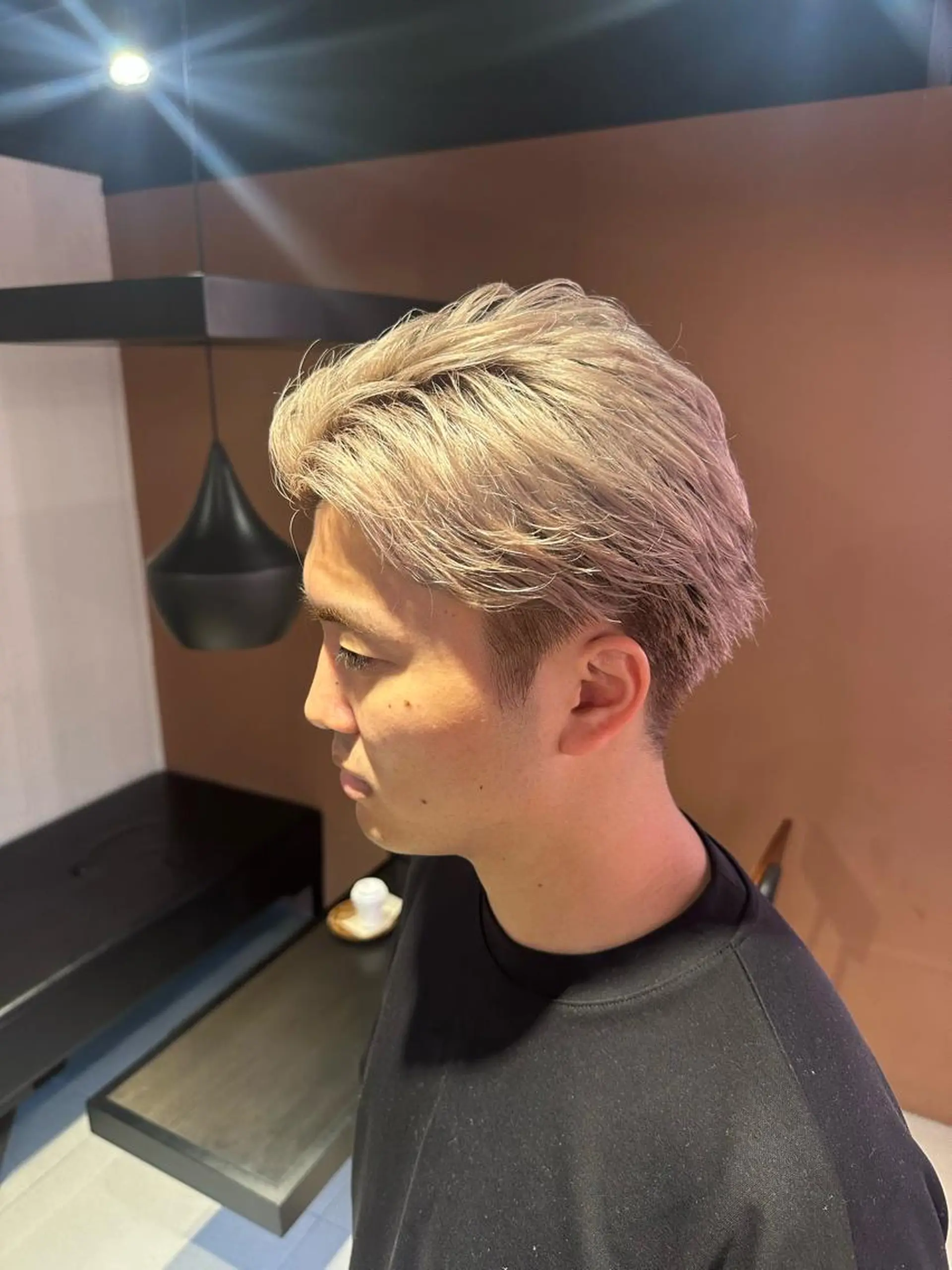 ショート カラー メンズ ブロンド ホワイトブロンド 表参道/原宿　美容師 『はづる』のヘアスタイル