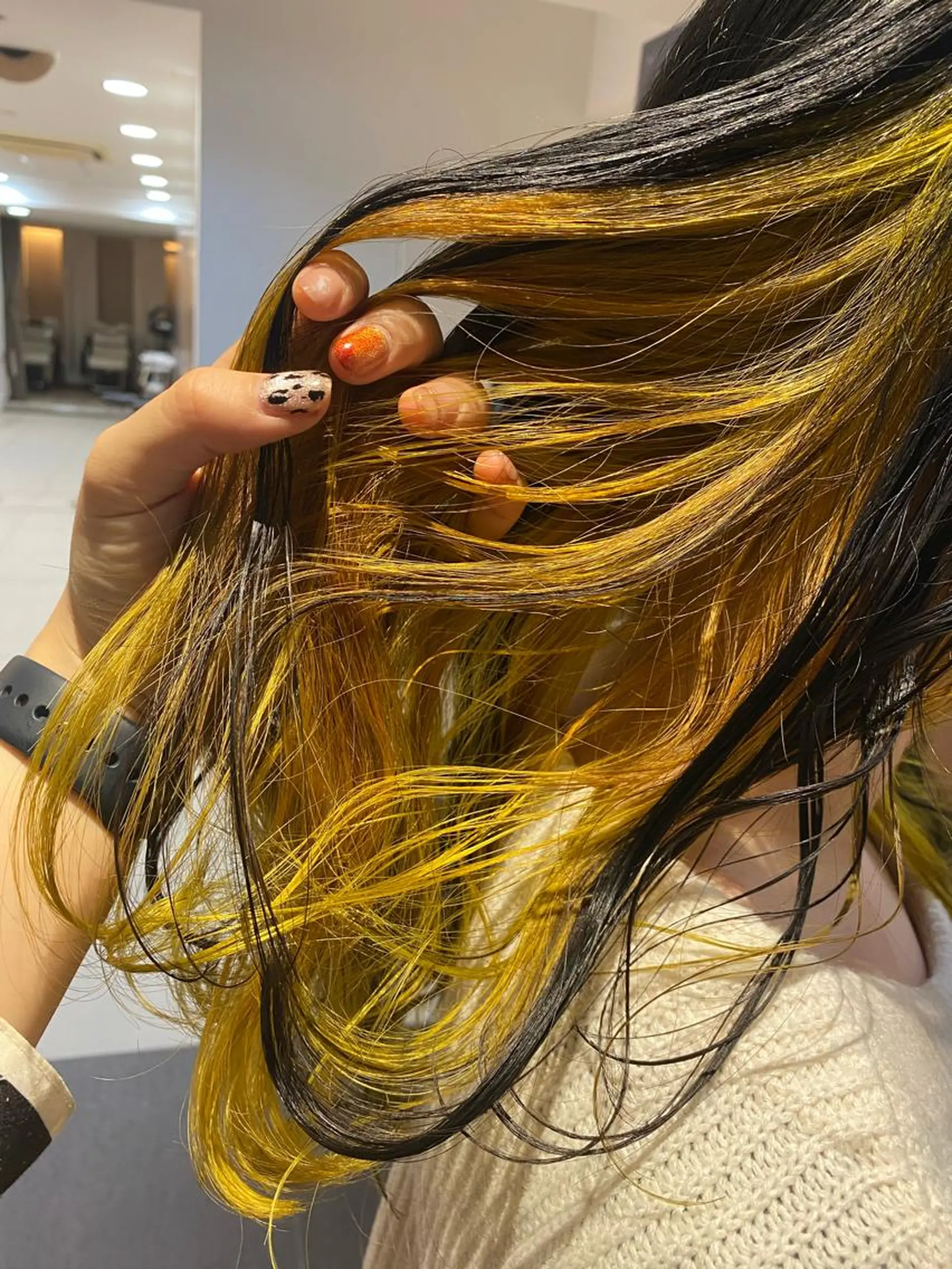 ロング カラー 透明感カラーブリーチ 🌼シゲモトアヤ🌼のヘアスタイル