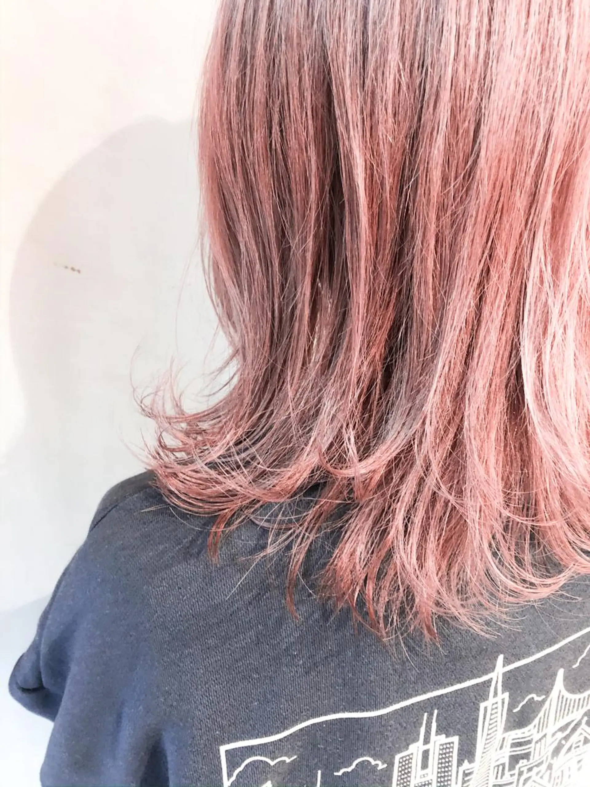 ミディアム カット ヘアカラー トリートメント シンタニナオト /梅田茶屋町のヘアスタイル