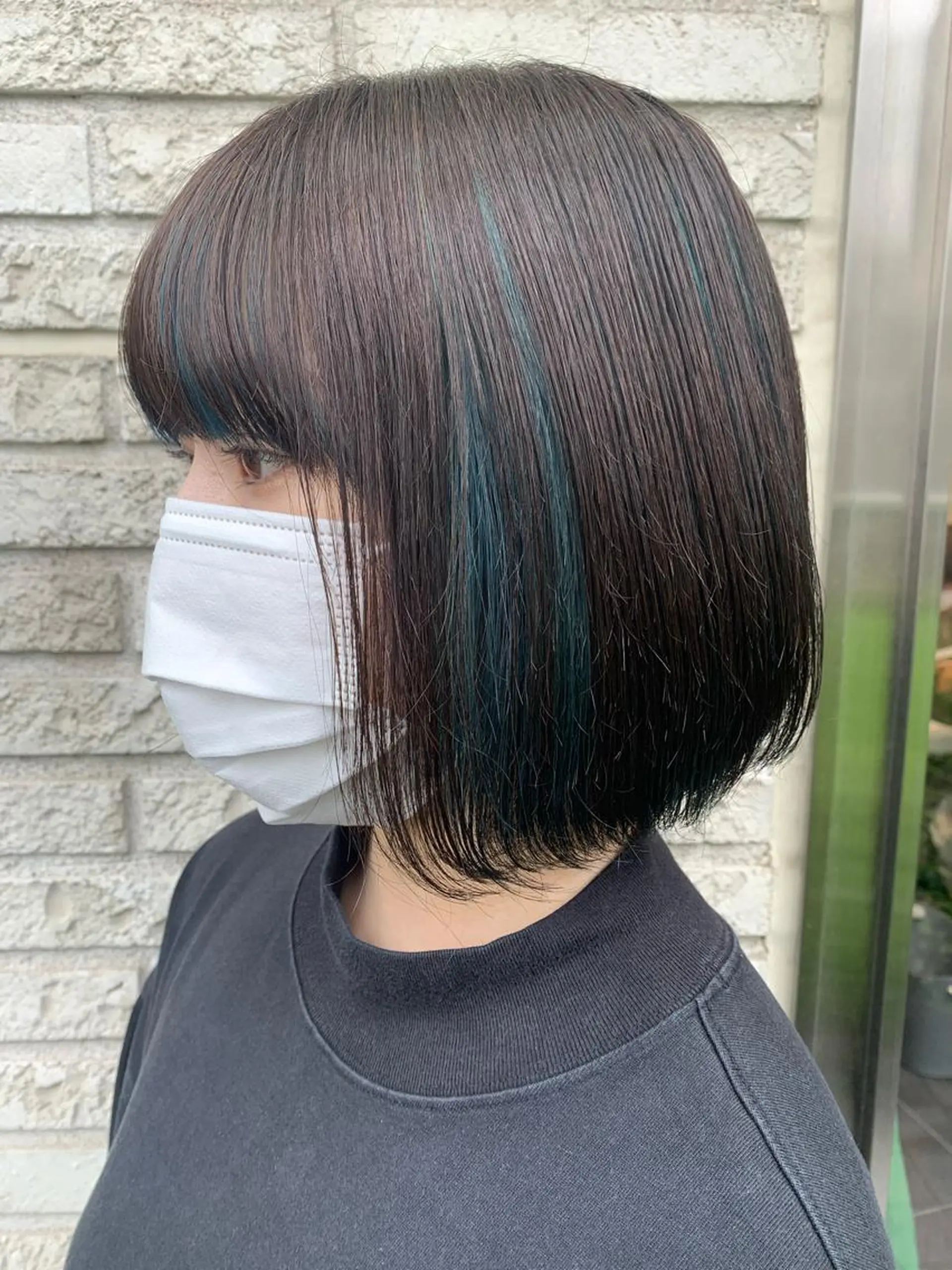 ショート カラー オチ ハナのヘアスタイル