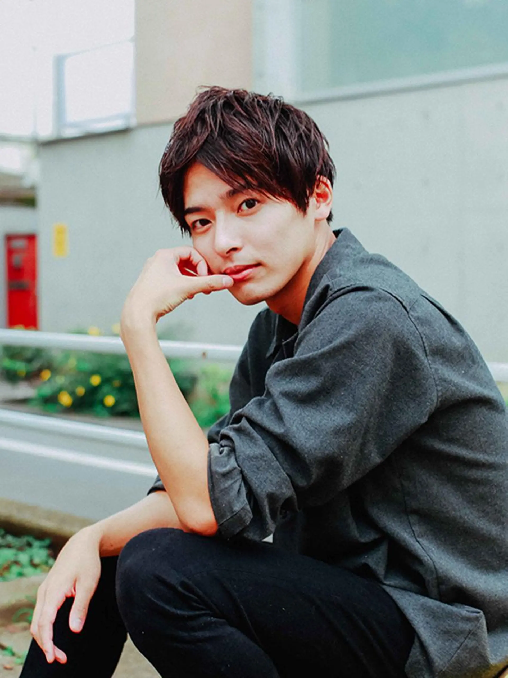 ミディアム カラー パーマ メンズ 🌟髪質改善ケアカラ ー美髪縮毛矯正y🌟のヘアスタイル