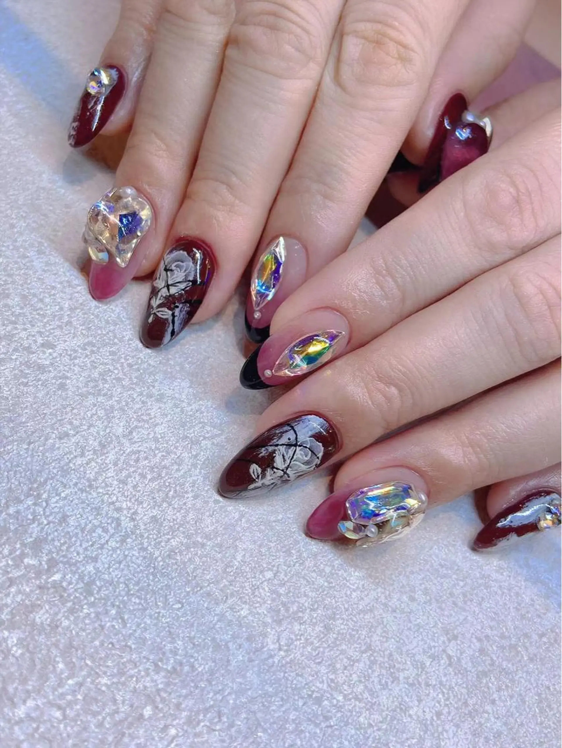 ネイル ストーンネイル リン リンのネイルデザイン