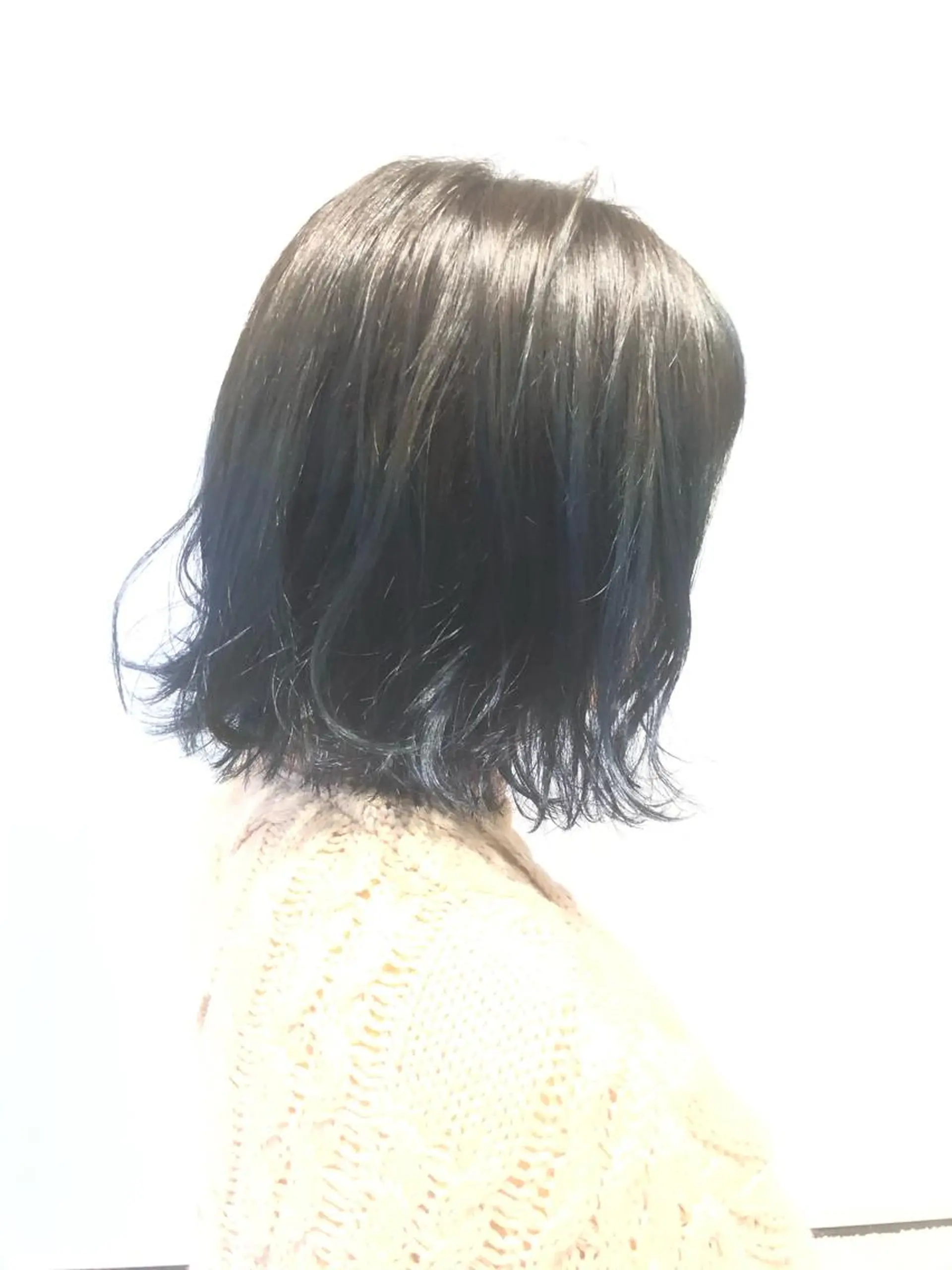 ミディアム カラー ブルーカラー グラデーションカラー ワタナベ テルマサのヘアスタイル