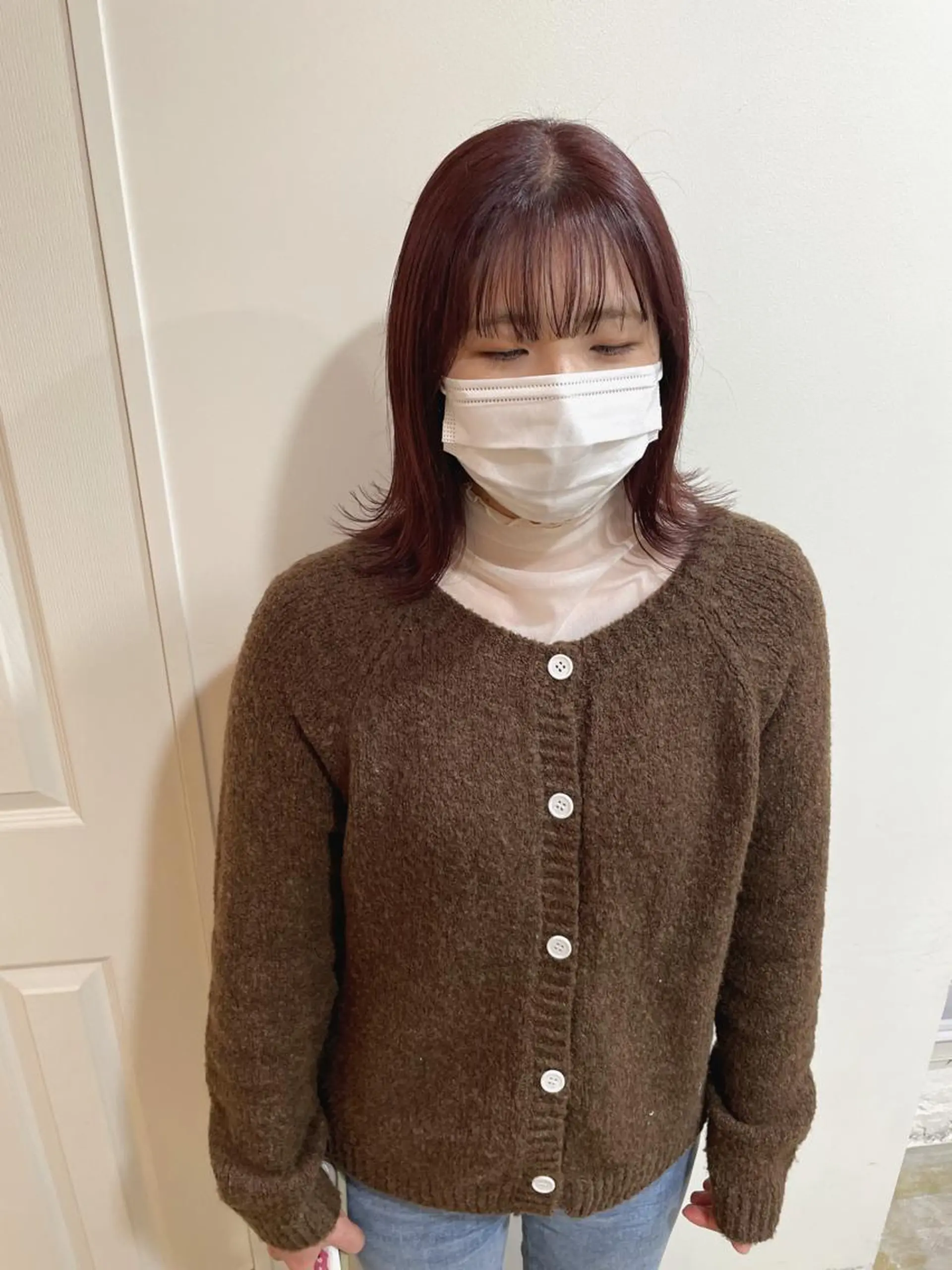 ミディアム カラー MIOベージュカラー 柔らかいカラーのヘアスタイル