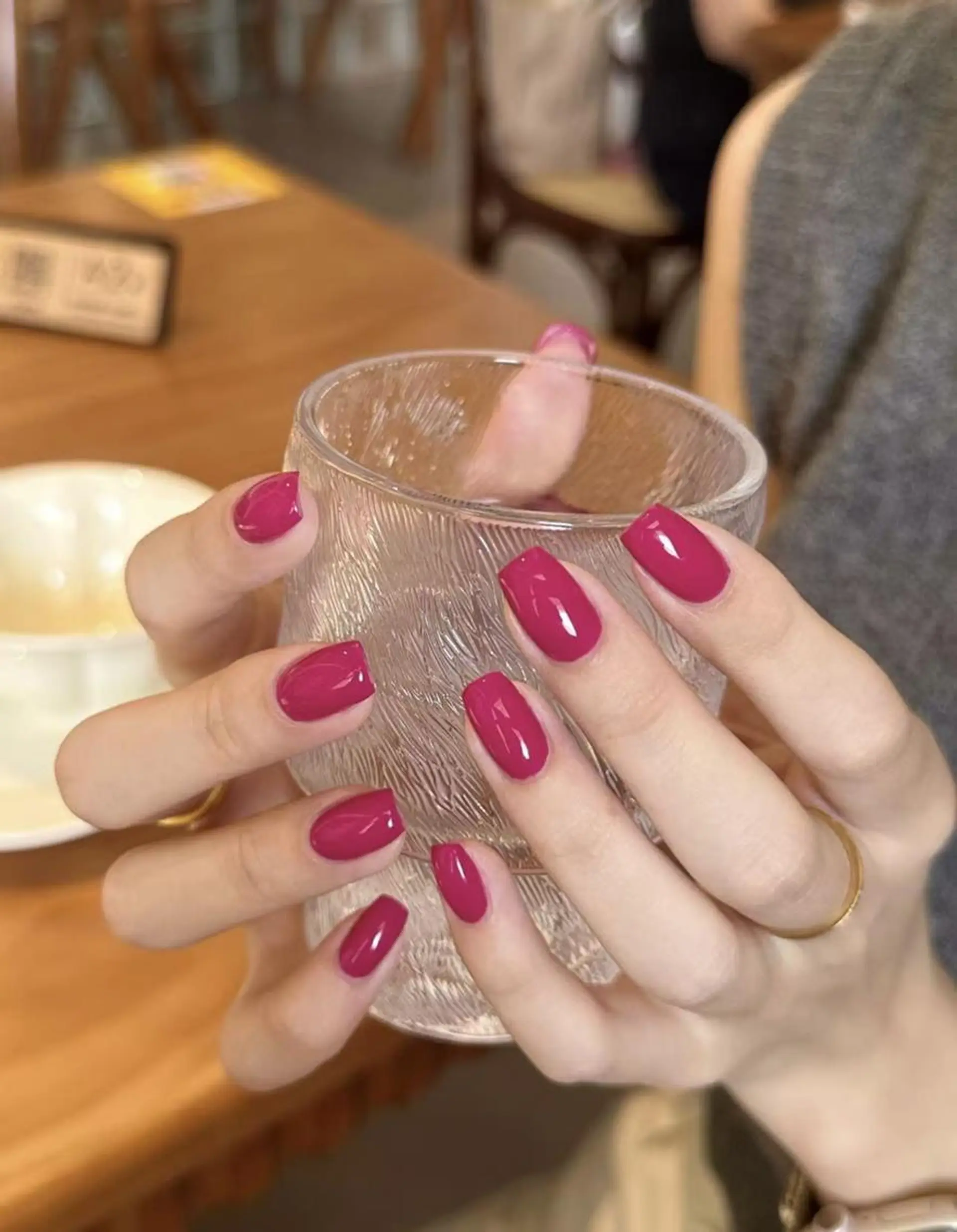 ネイル ワンカラーネイル ハンドネイル 金子 紗奈のネイルデザイン