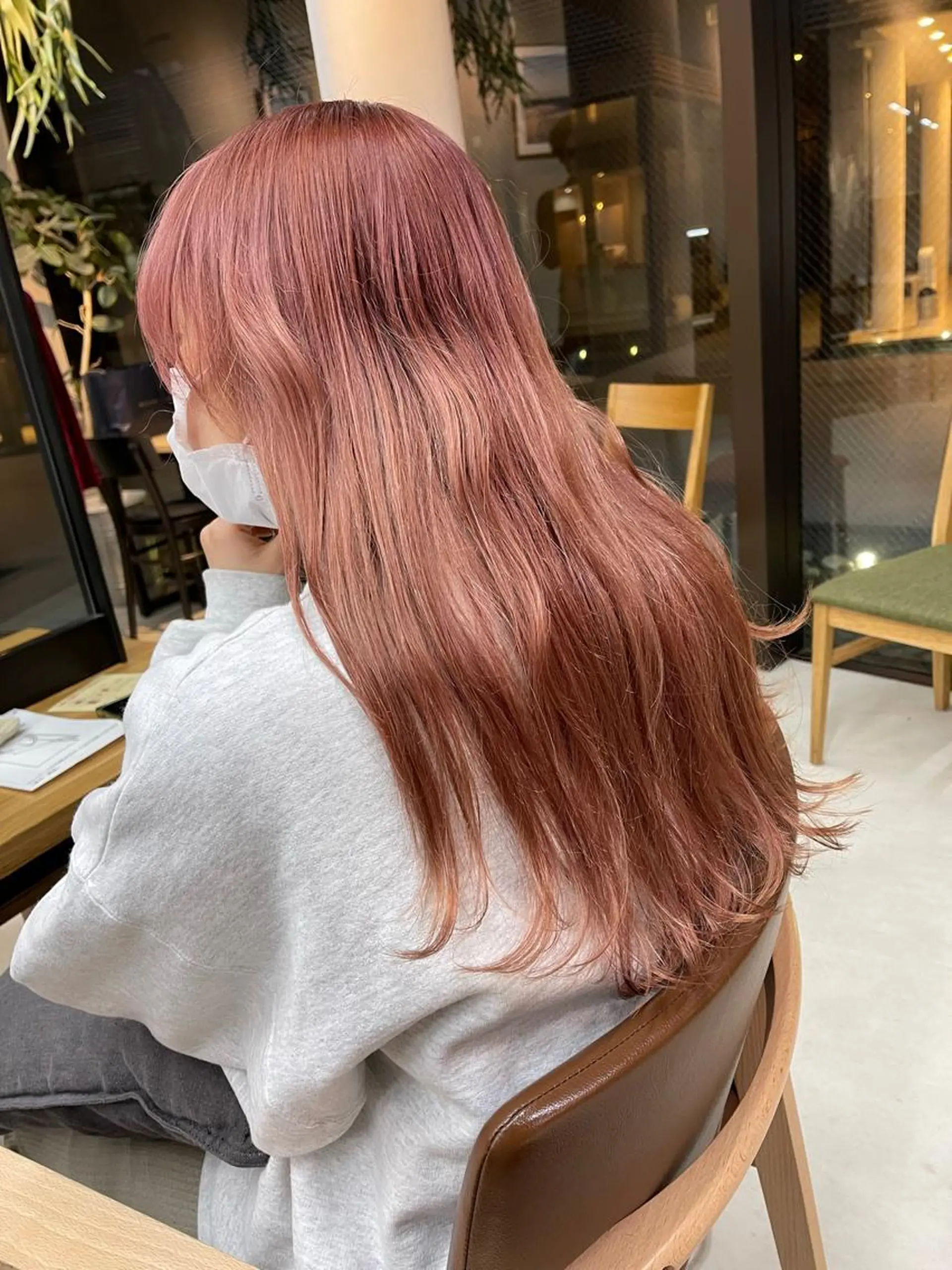 ロング カラー ブリーチ ピンクカラー mee.urawa所属・似合わせショート×透 明感/やじまたかしのヘアスタイル