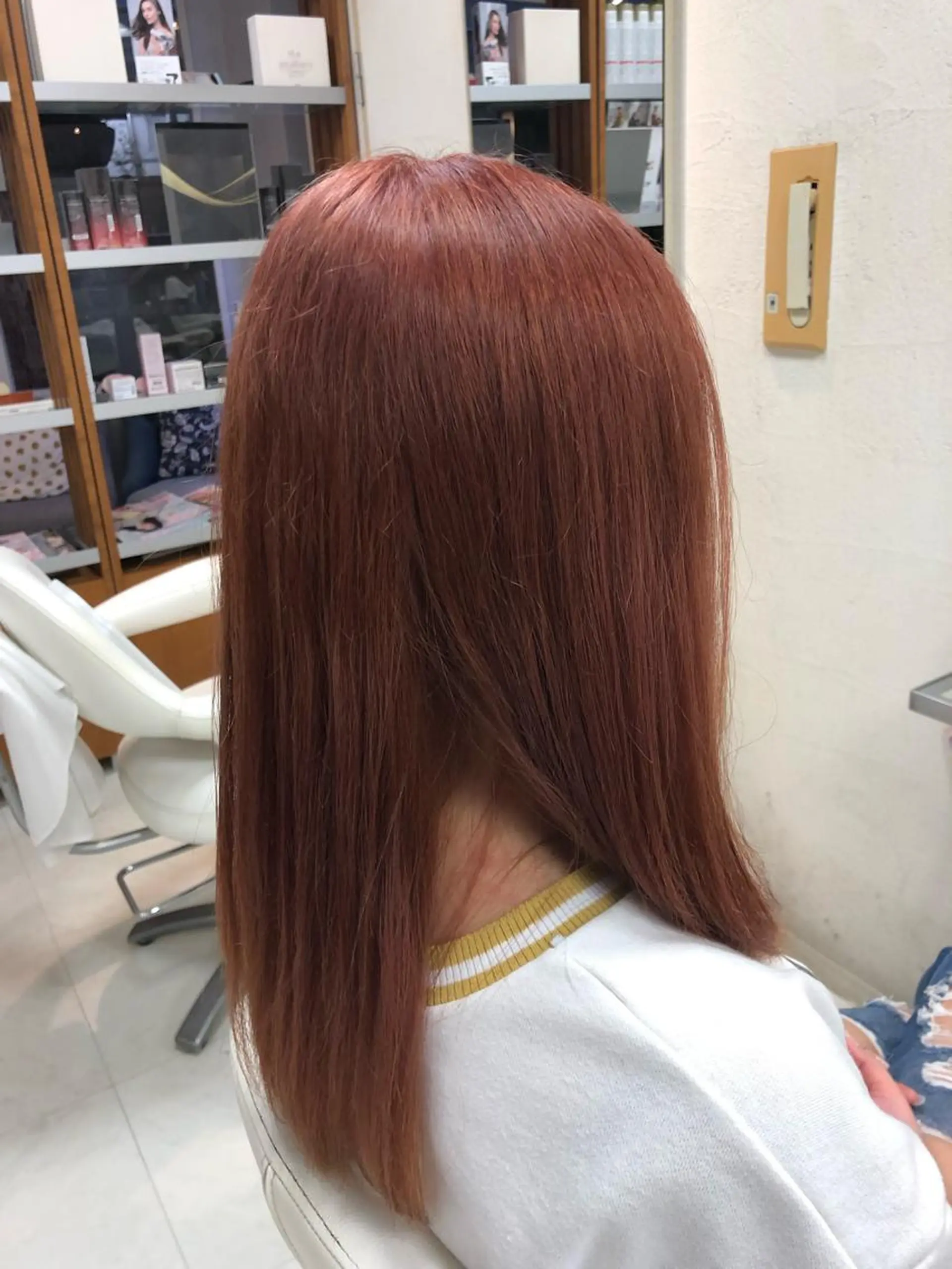 セミロング ヘアカラー 阿部 美咲のヘアスタイル