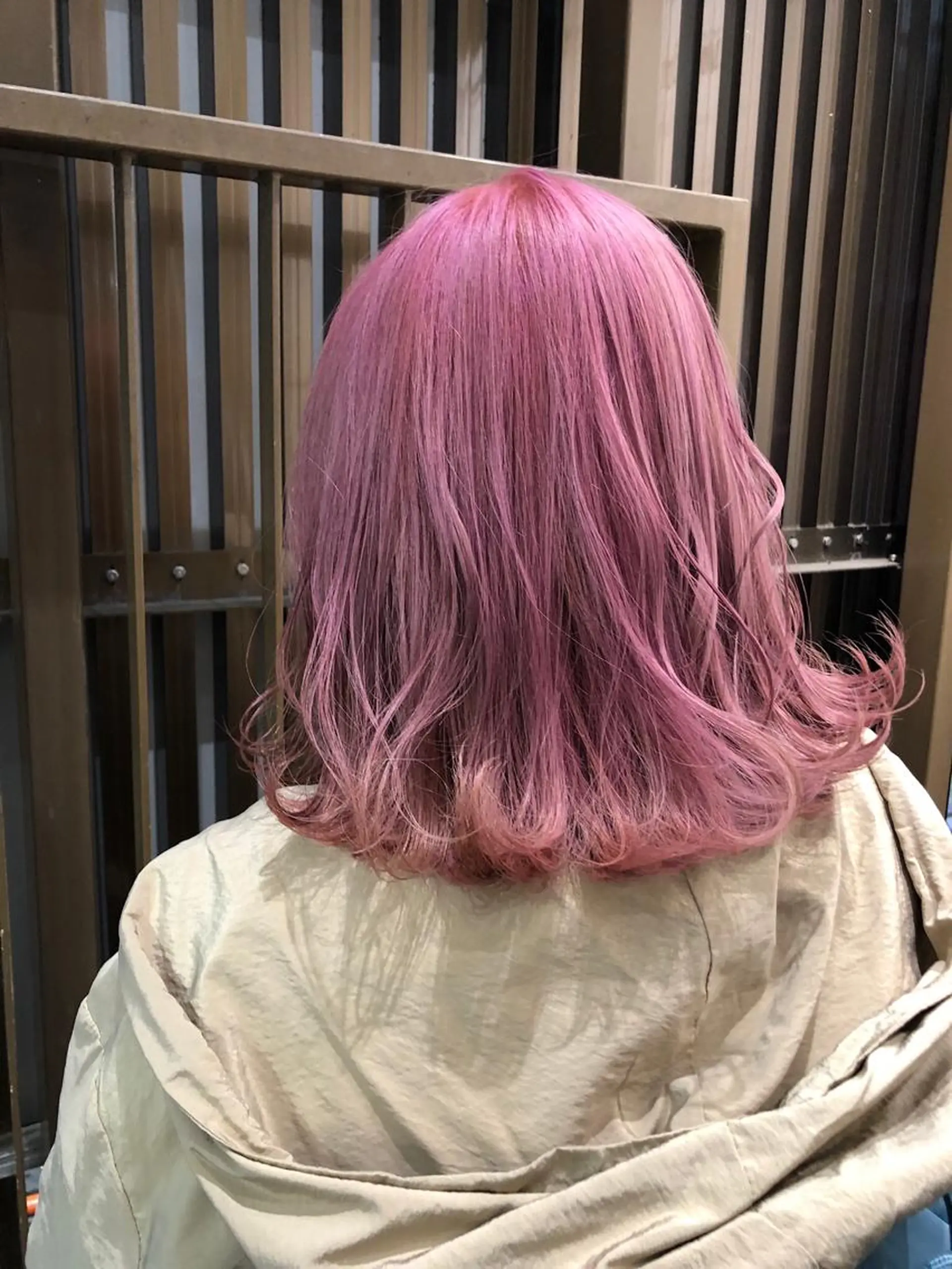 ミディアム カラー カット ヘアカラー エクステ 美髪改善×シールエク ステ/ヨシモトカンジのヘアスタイル